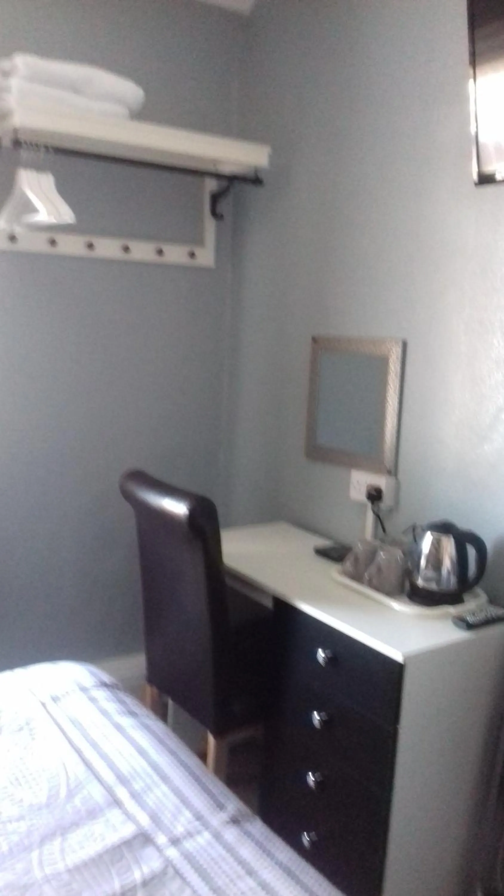 Coffee/tea facilities in Elmfield