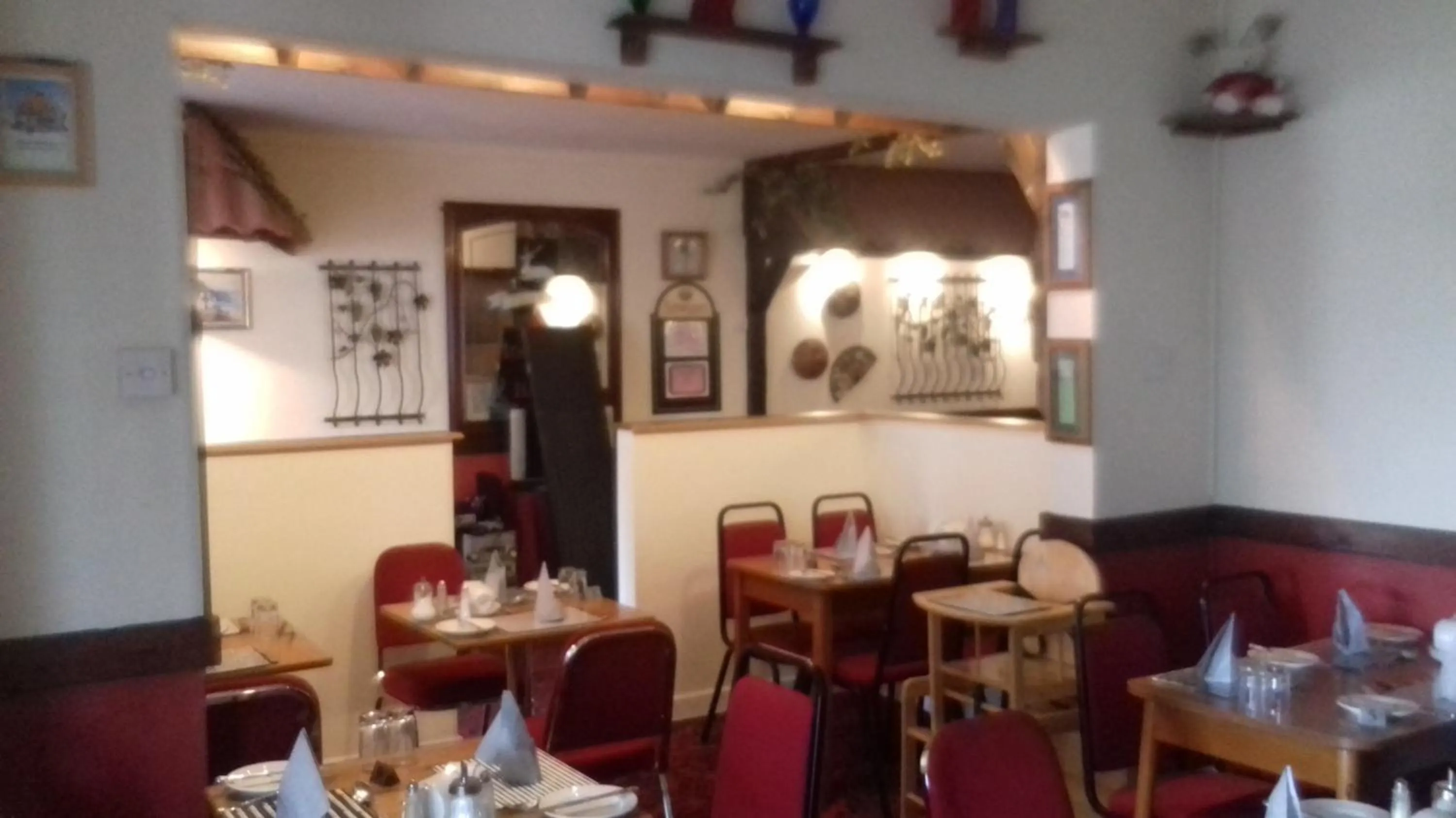 Dining area in Elmfield