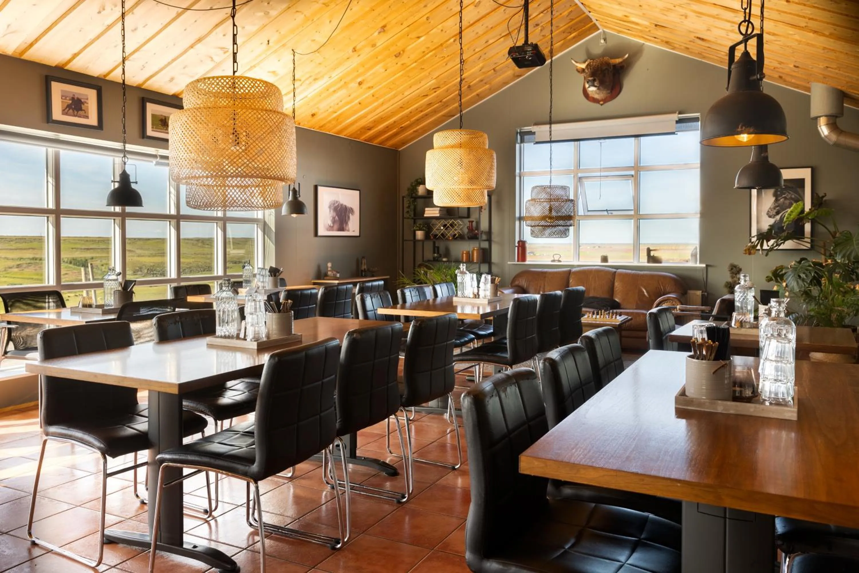 Breakfast in Hestheimar