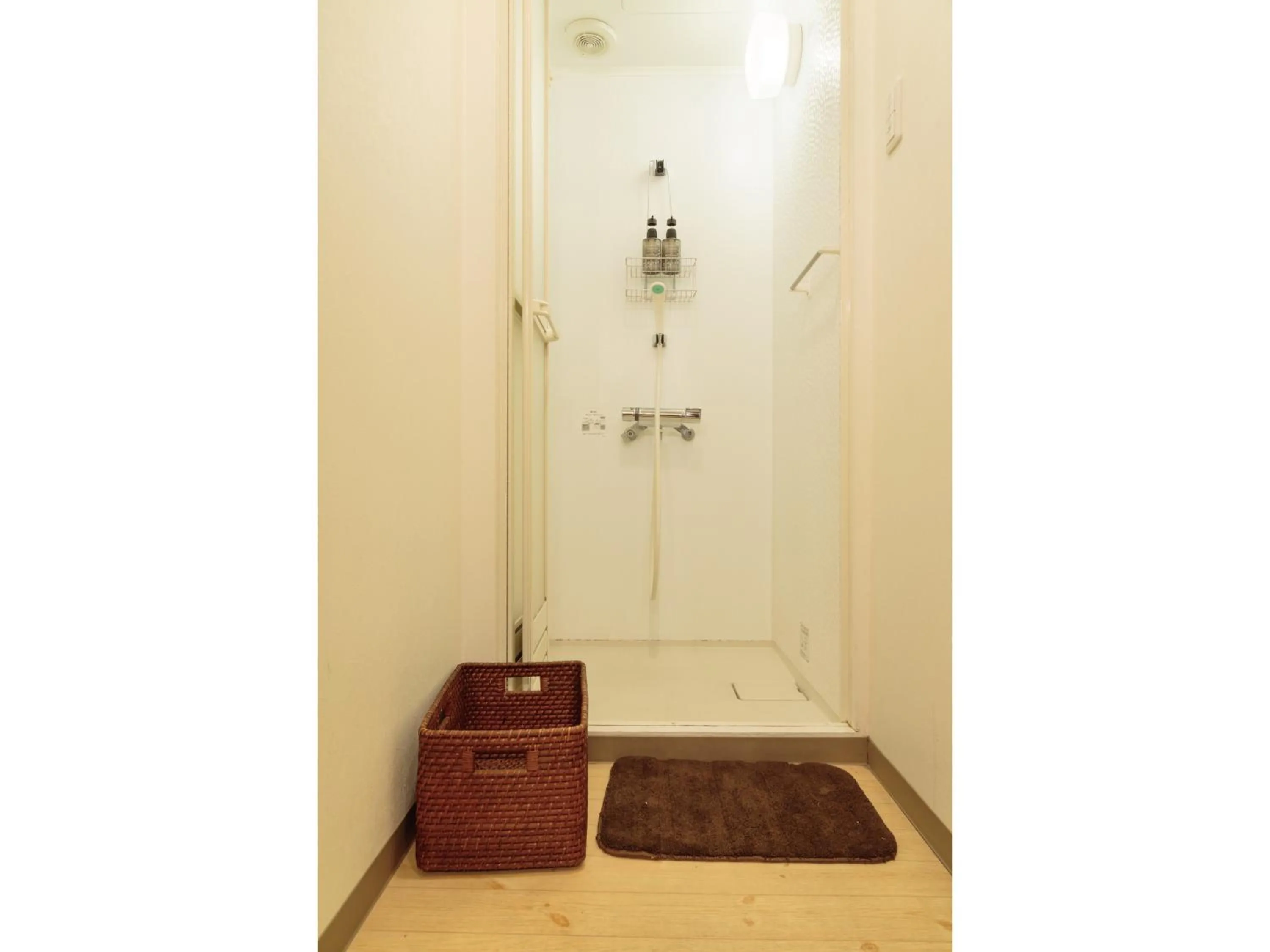 Shower in Kyoto Hana Hostel