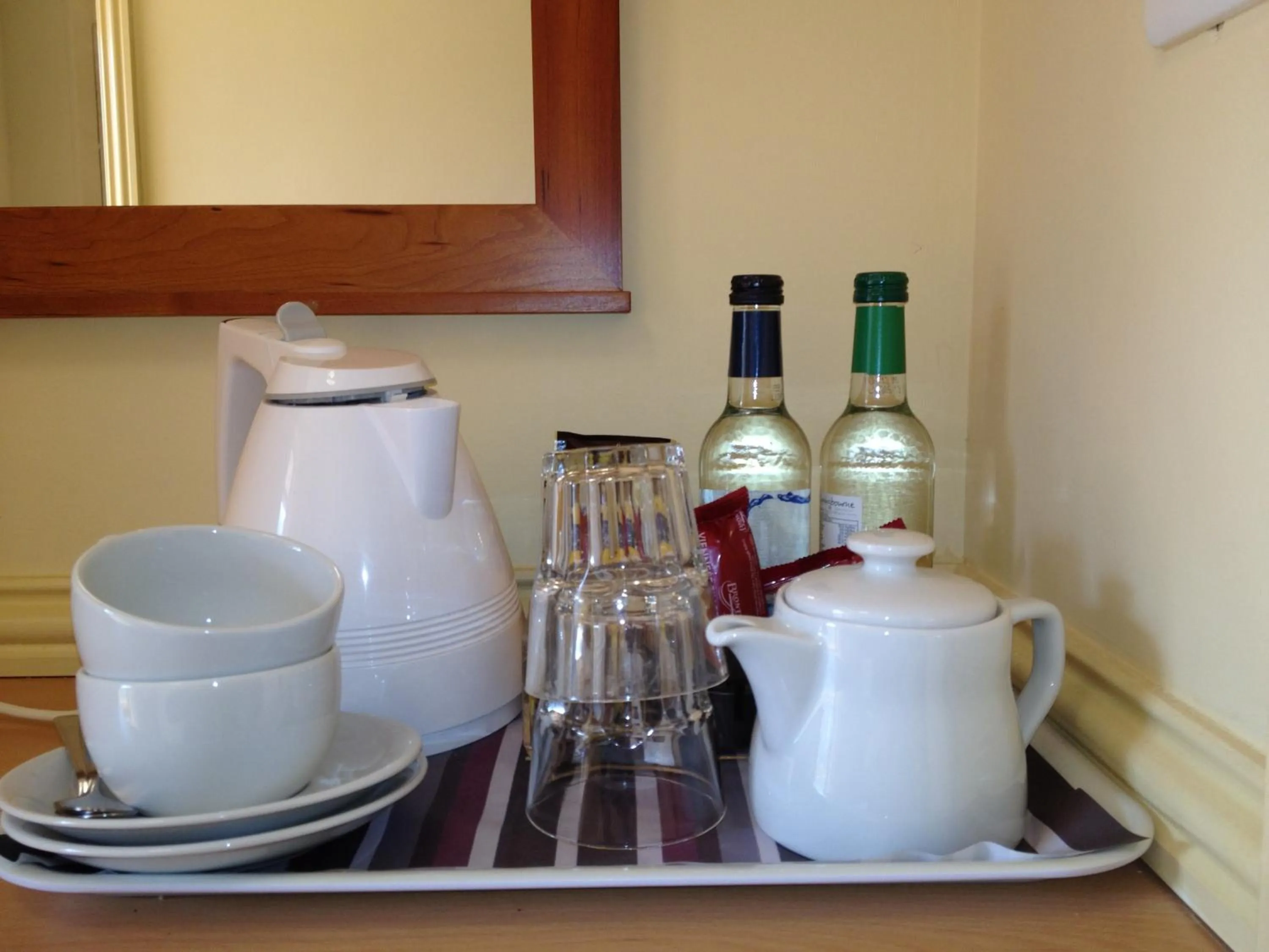 Coffee/tea facilities in The Olde Windmill Inn
