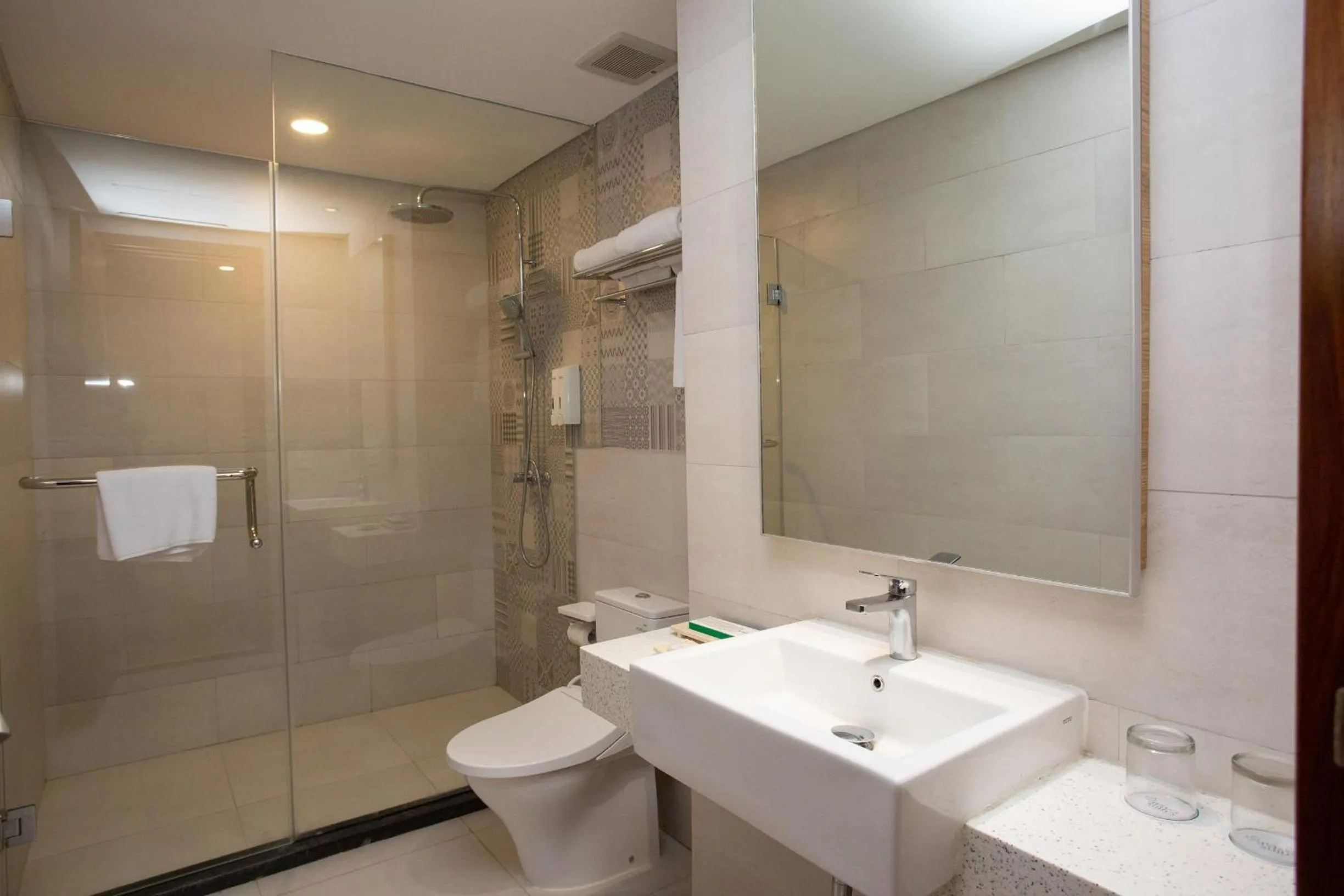 Bathroom in Avissa Suites