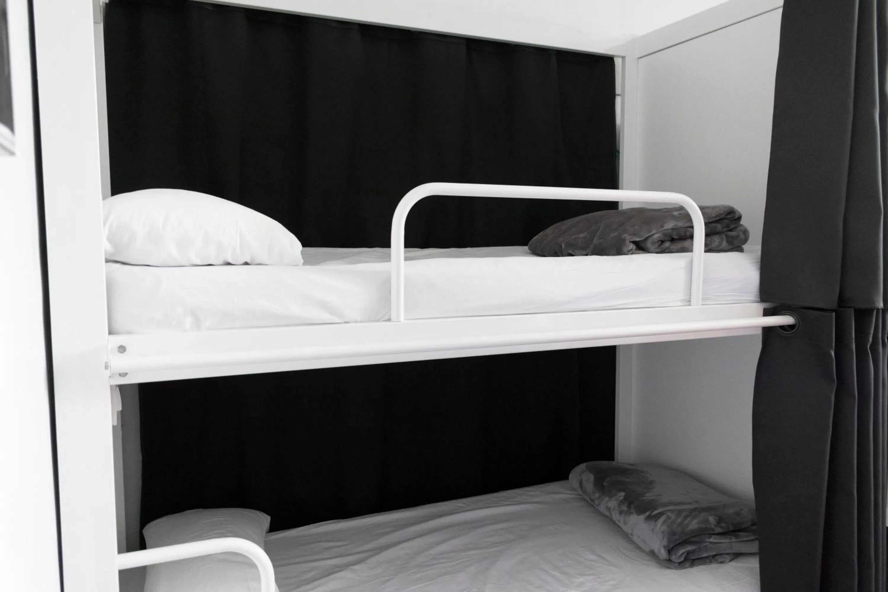 Bed in Kabul Party Hostel Barcelona