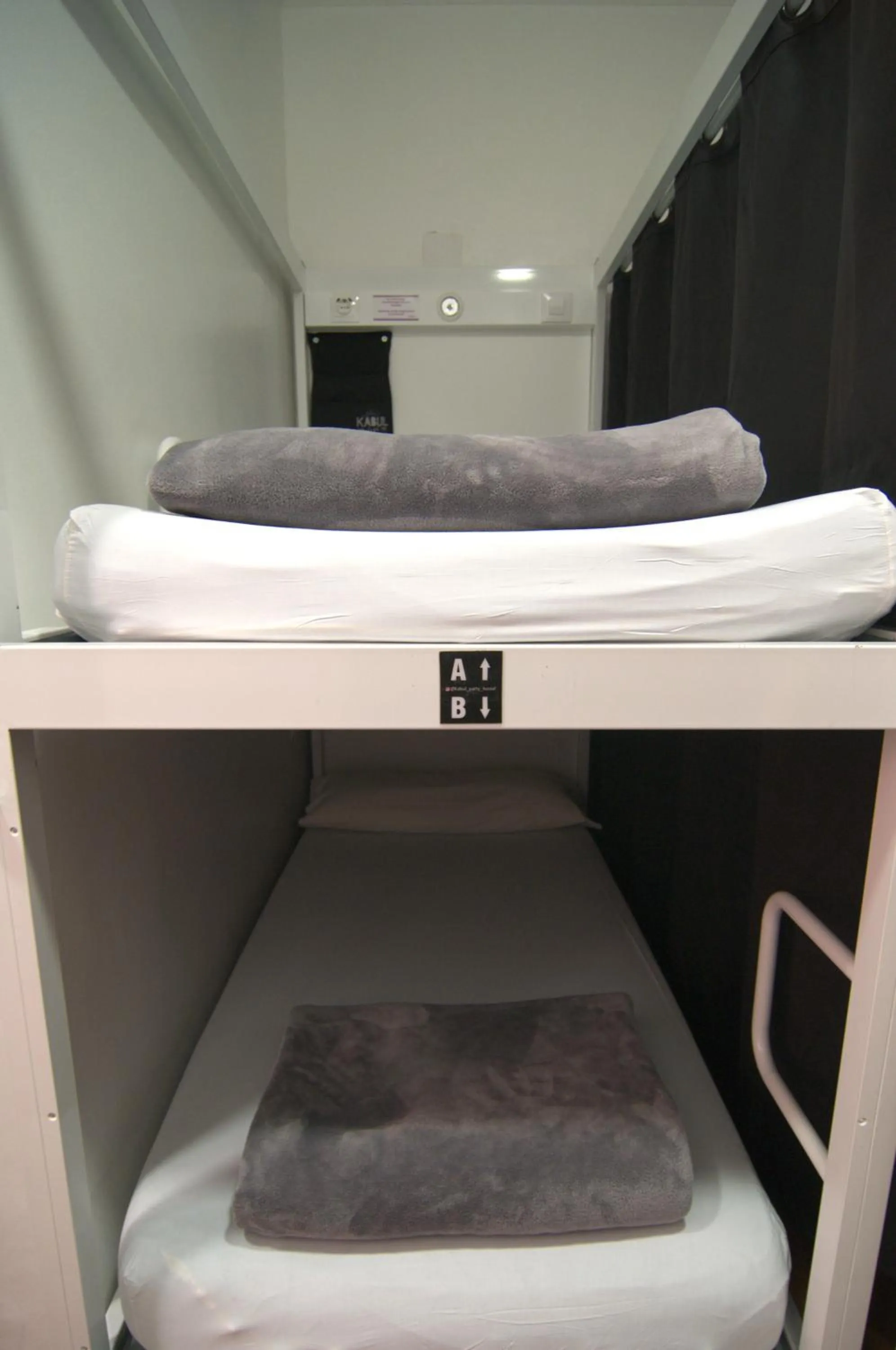 Bed in Kabul Party Hostel Barcelona