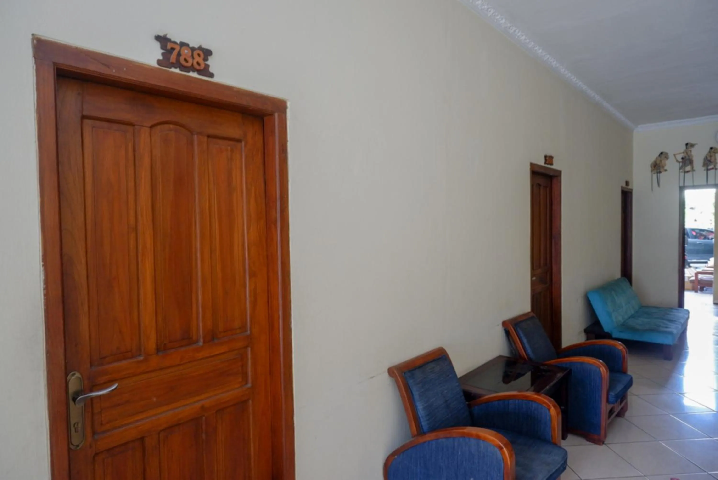 Living room in RedDoorz At Hotel Sartika Yogyakarta