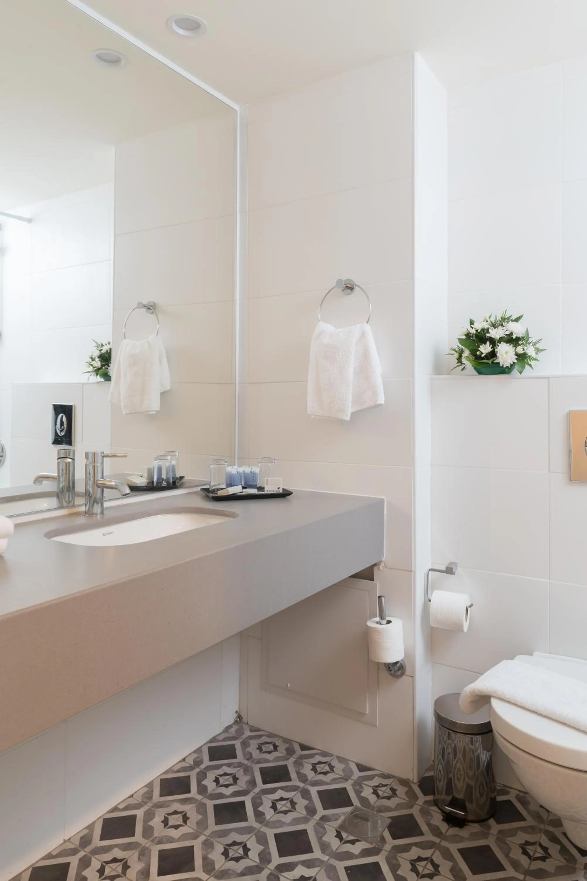 Bathroom in Americana Eilat Hotel