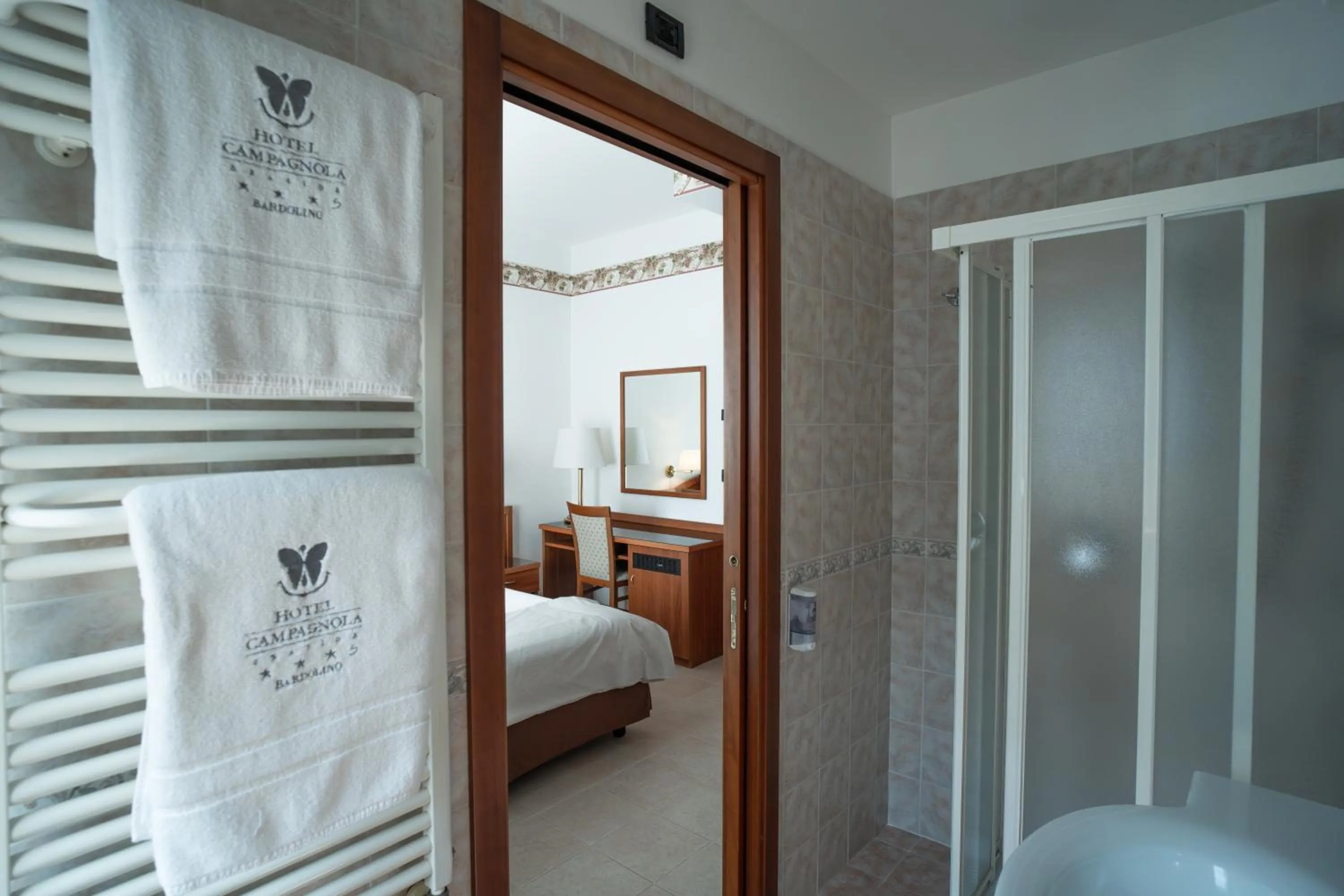 Bed in Hotel Campagnola