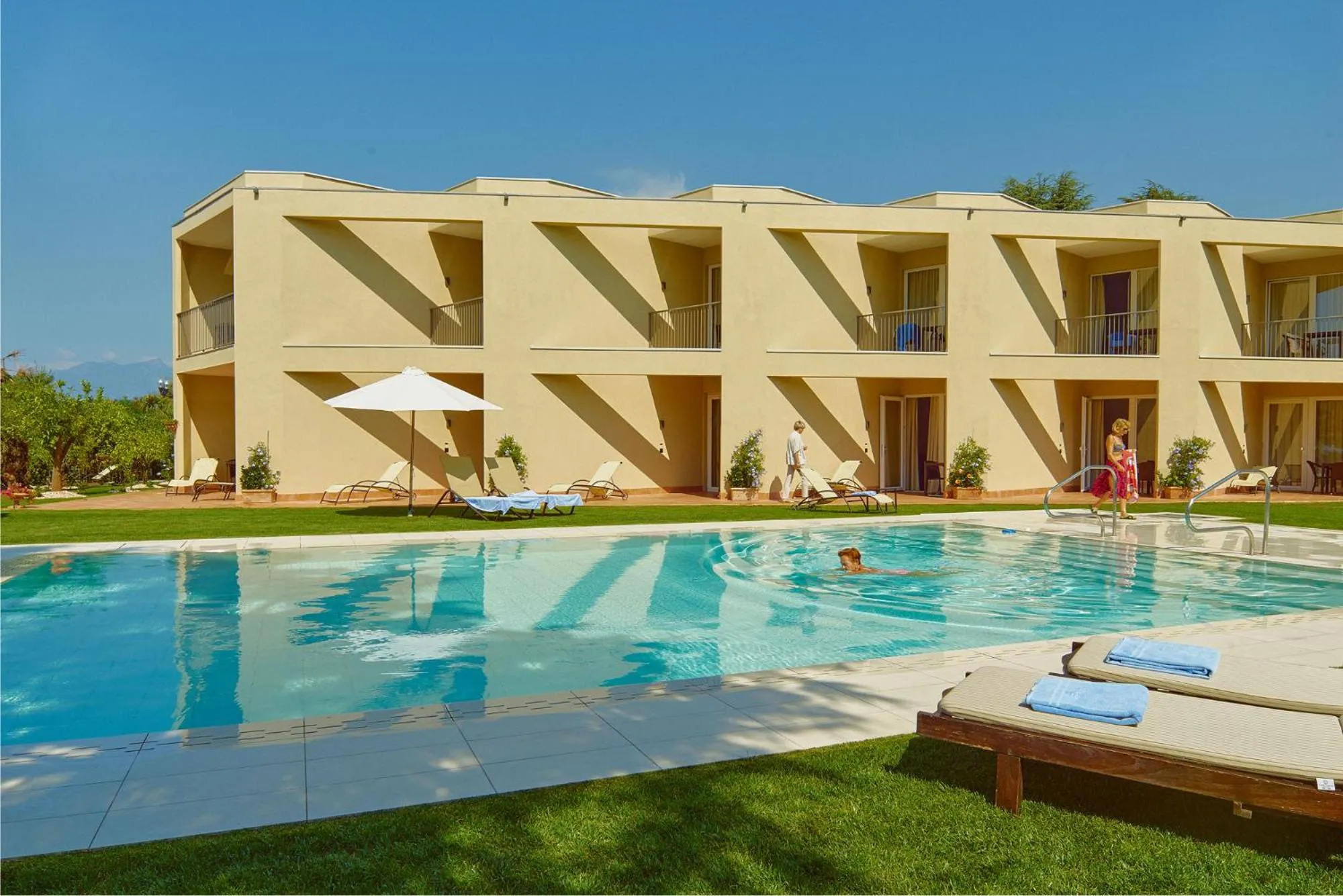 Swimming pool in Hotel Campagnola