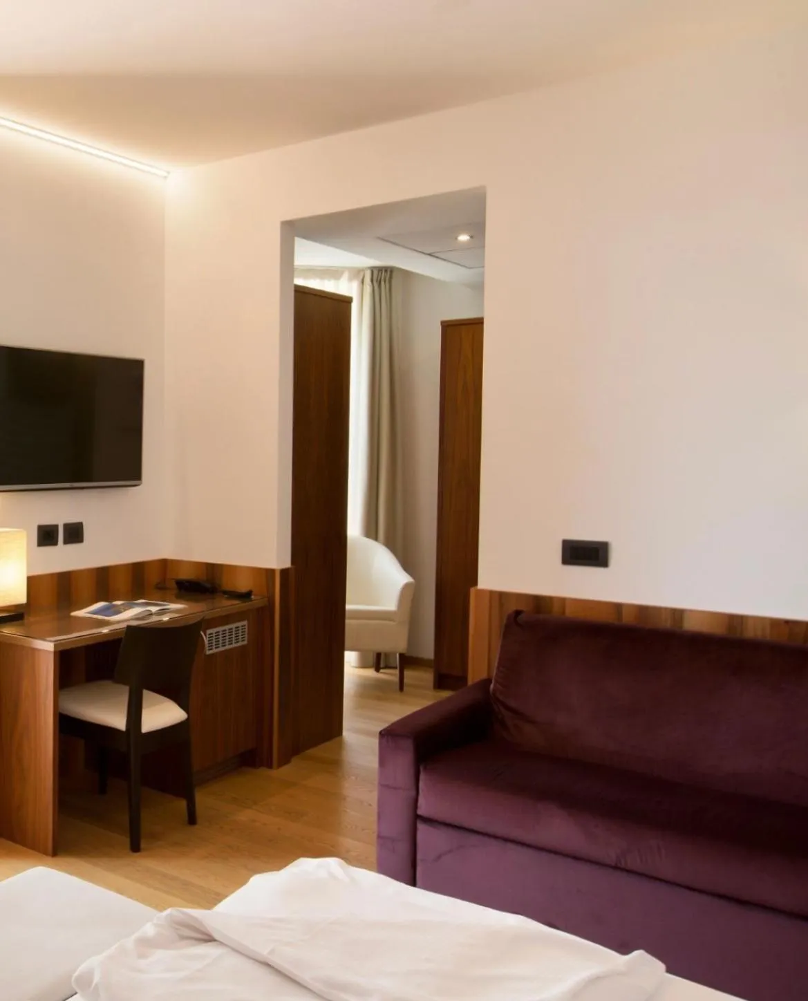 hair dresser, Bed in Hotel Campagnola