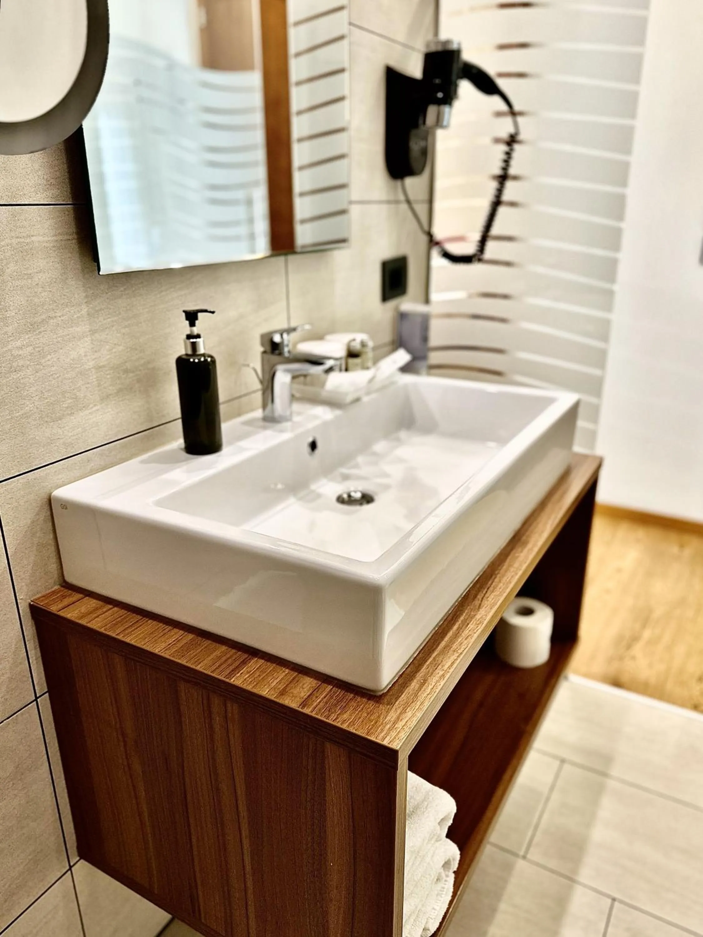 Bathroom in Hotel Campagnola