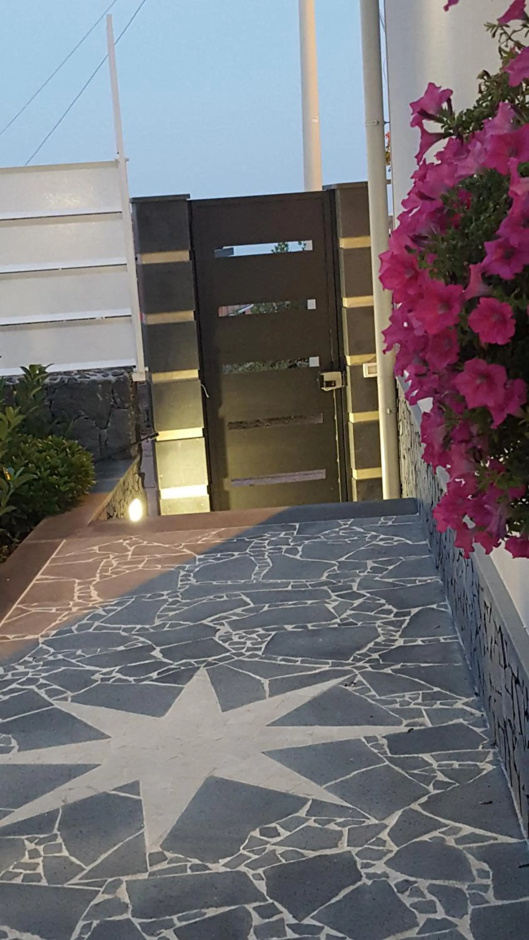 Facade/entrance in Dolce Vita