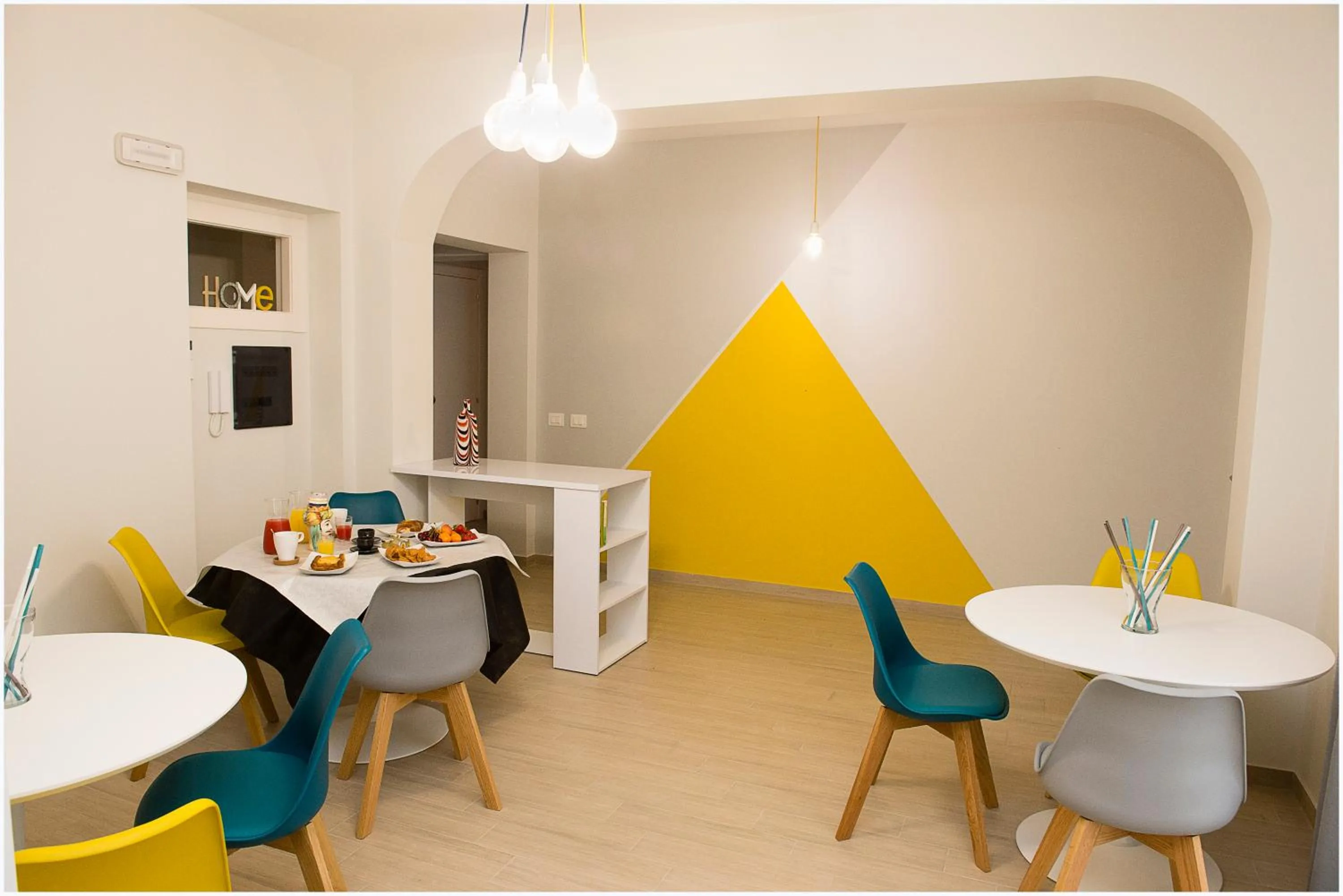 Communal lounge/ TV room in Dolce Vita