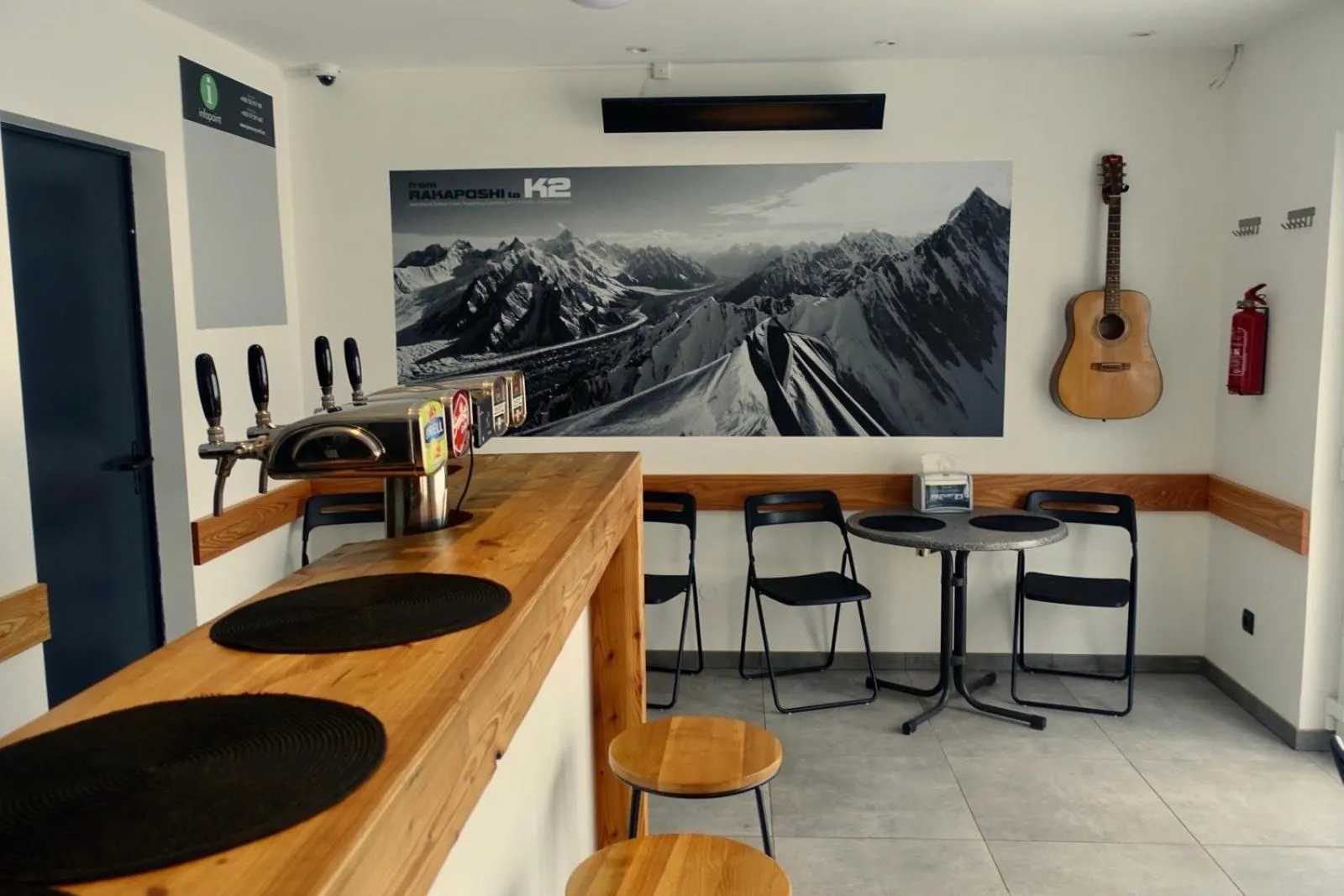 Restaurant/places to eat in Flight Park Javorovy