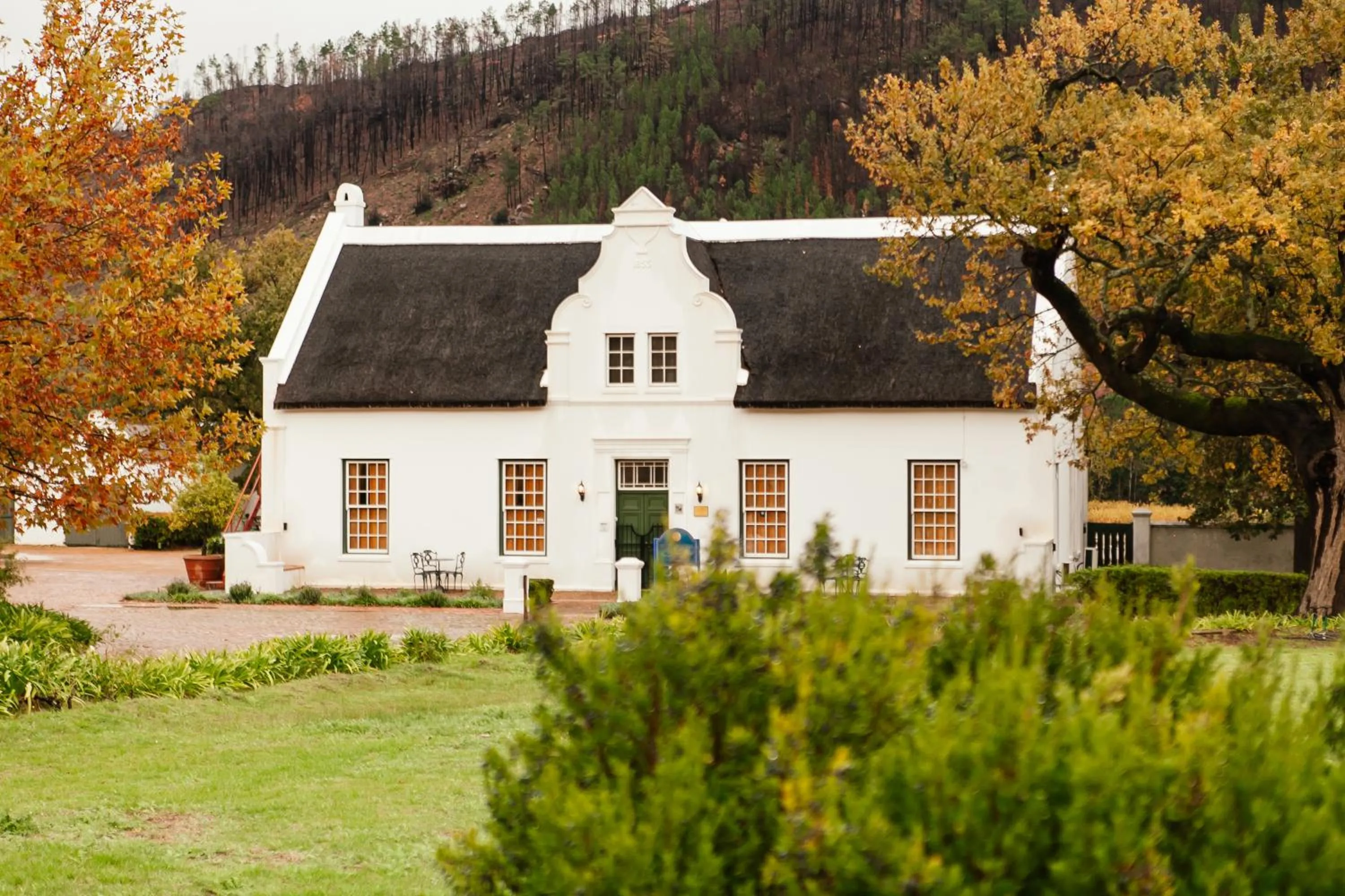 Autumn in Basse Provence Country House