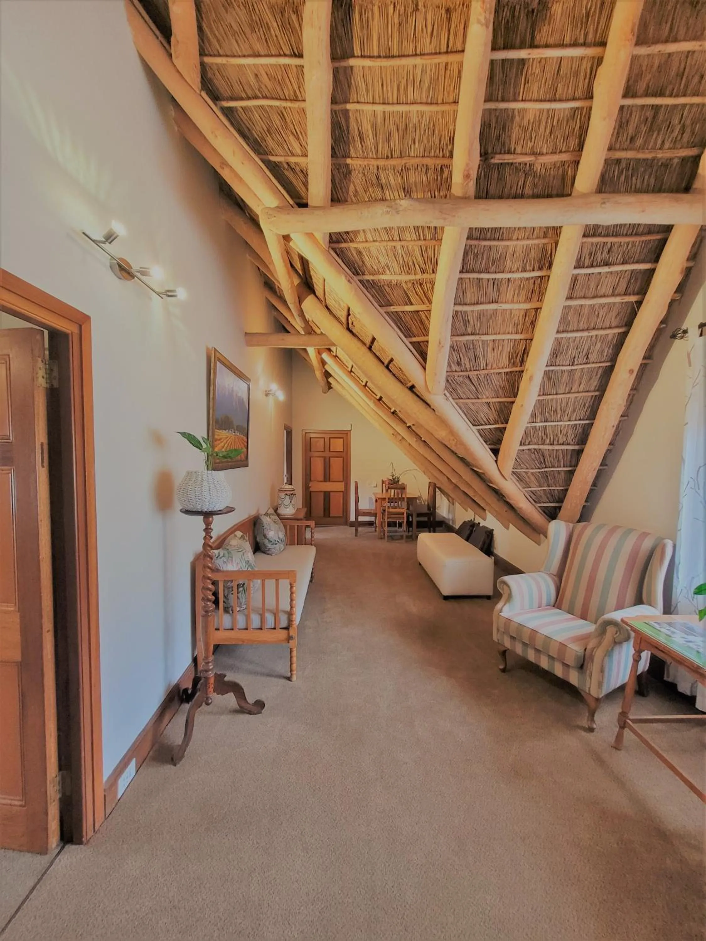 Communal lounge/ TV room in Basse Provence Country House