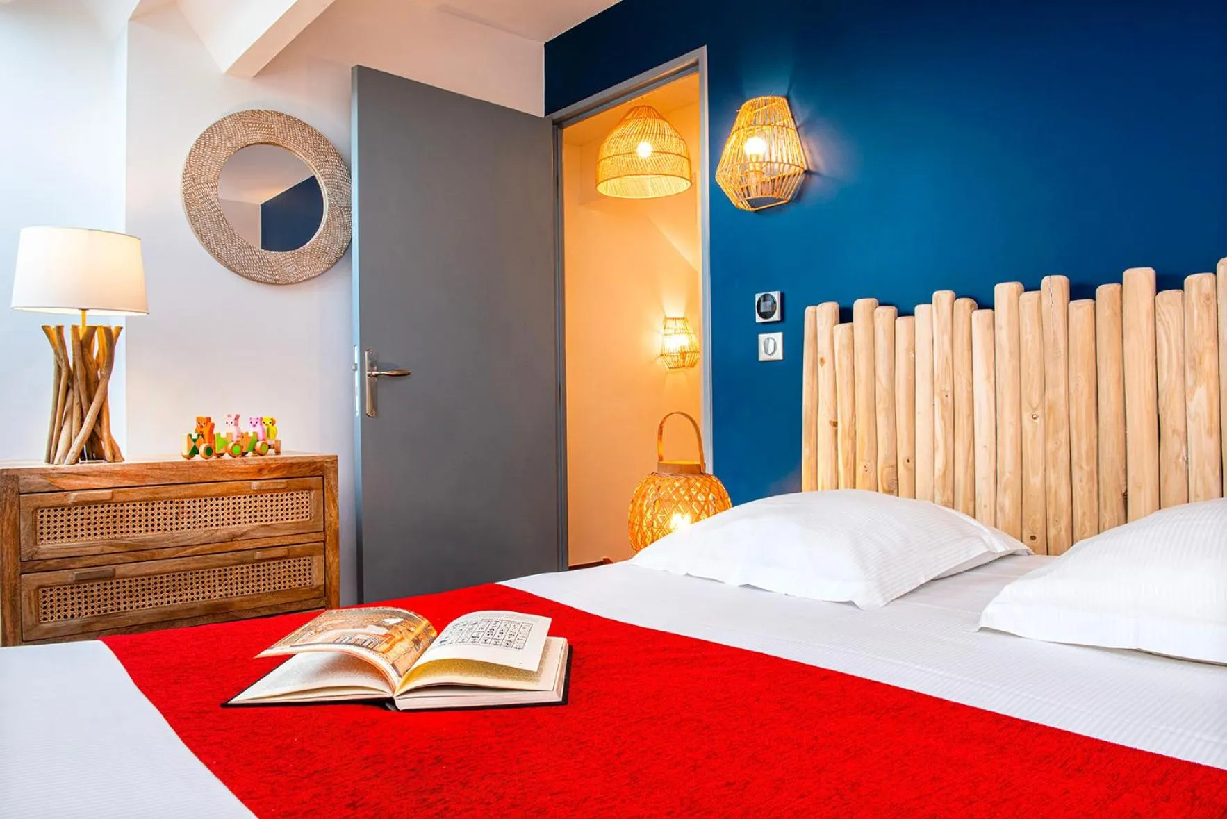 Bed in Le Green des Impressionnistes