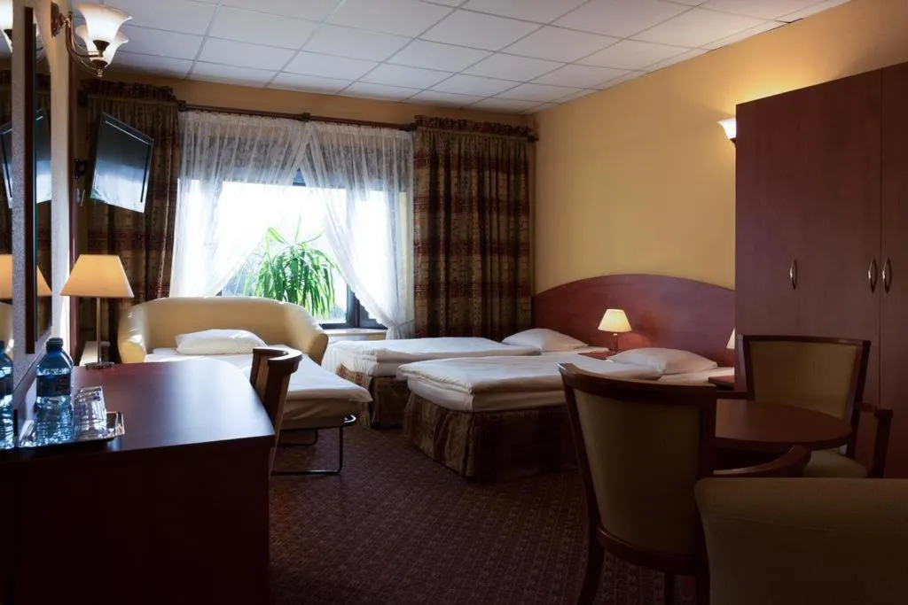 Bed in Hotel Astra Tajemniczy Ogród