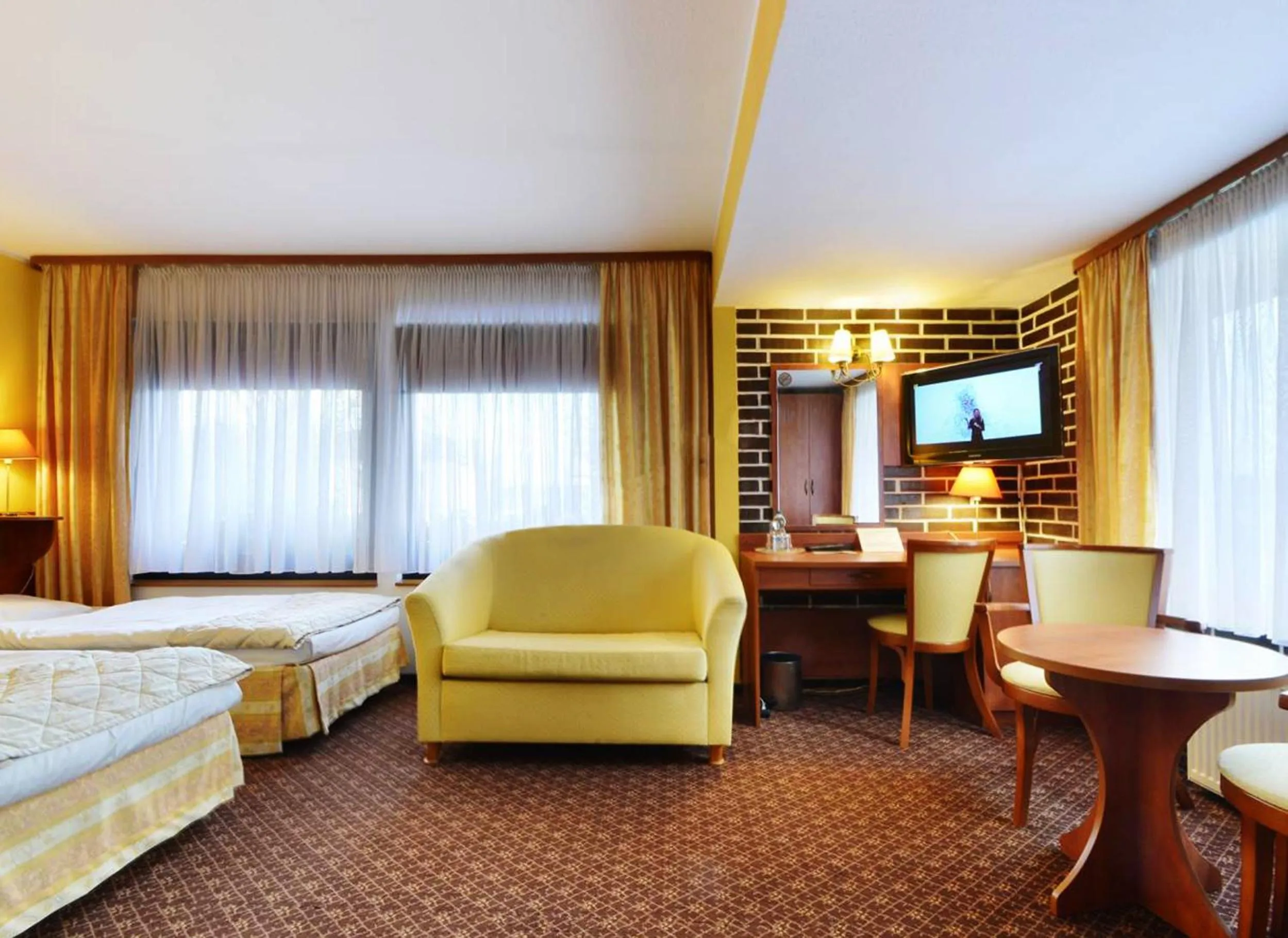 Bed in Hotel Astra Tajemniczy Ogród