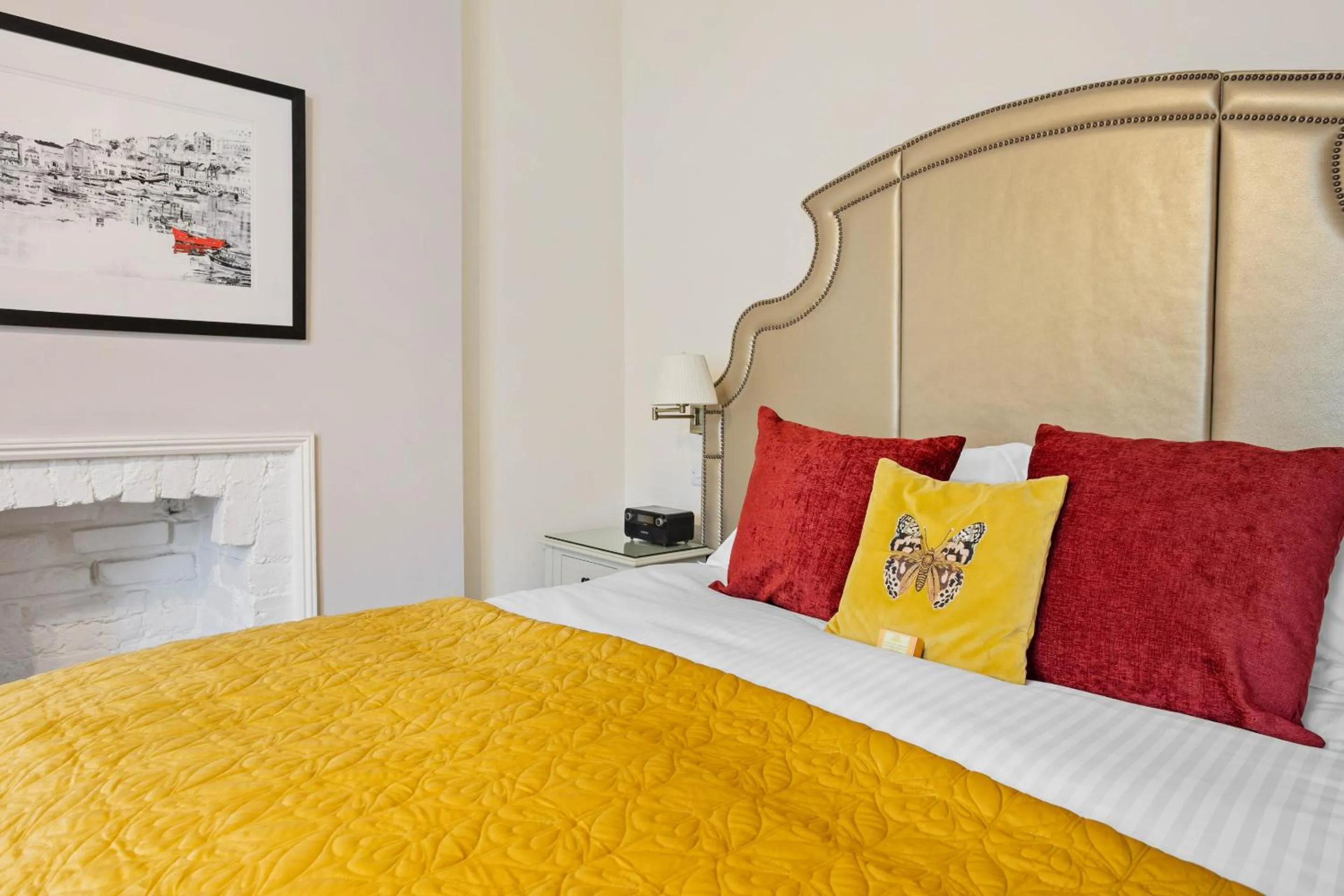 Bedroom, Bed in Kingston House