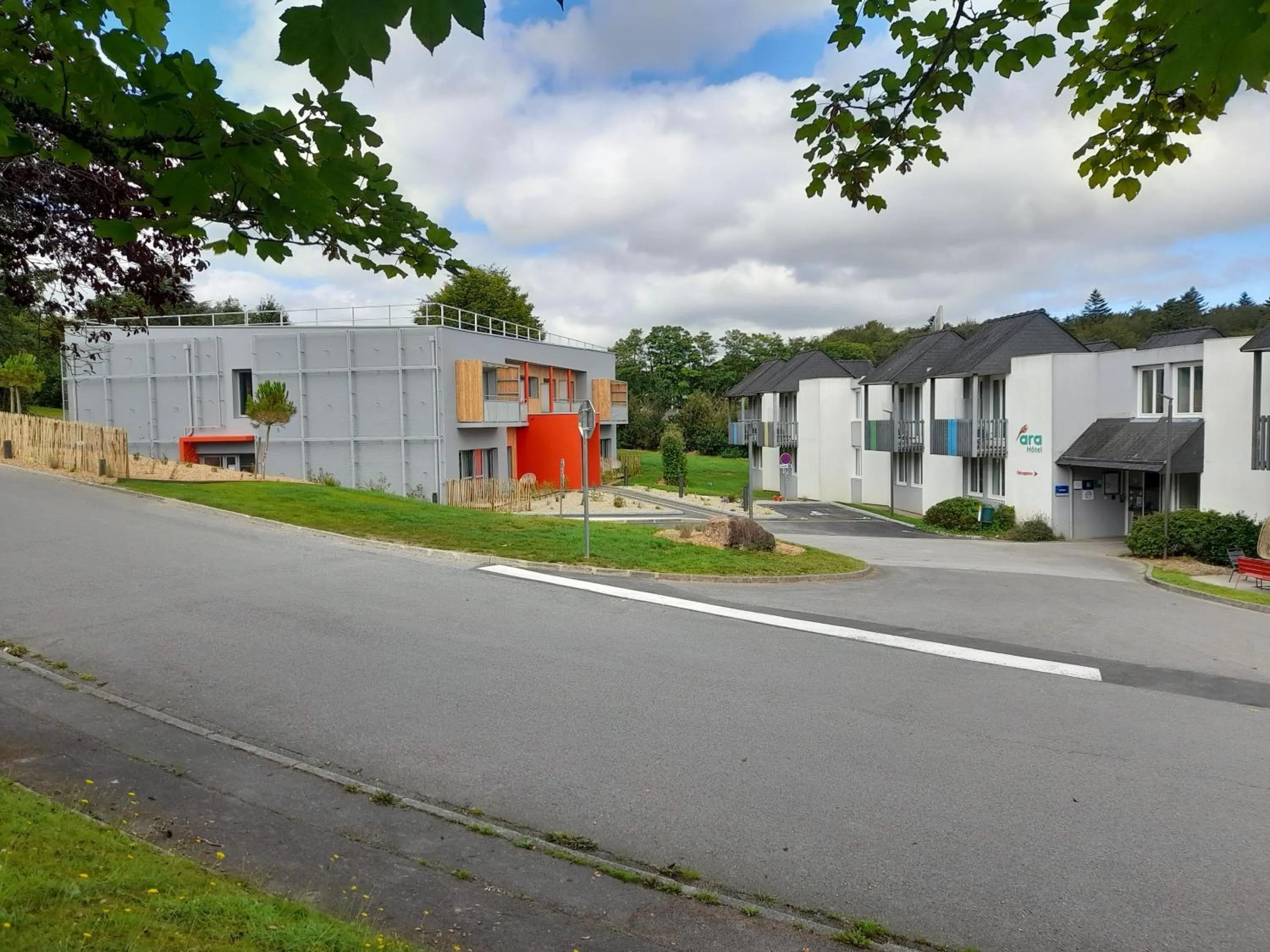 Property building in The Originals City, Ara Hôtel, Landerneau