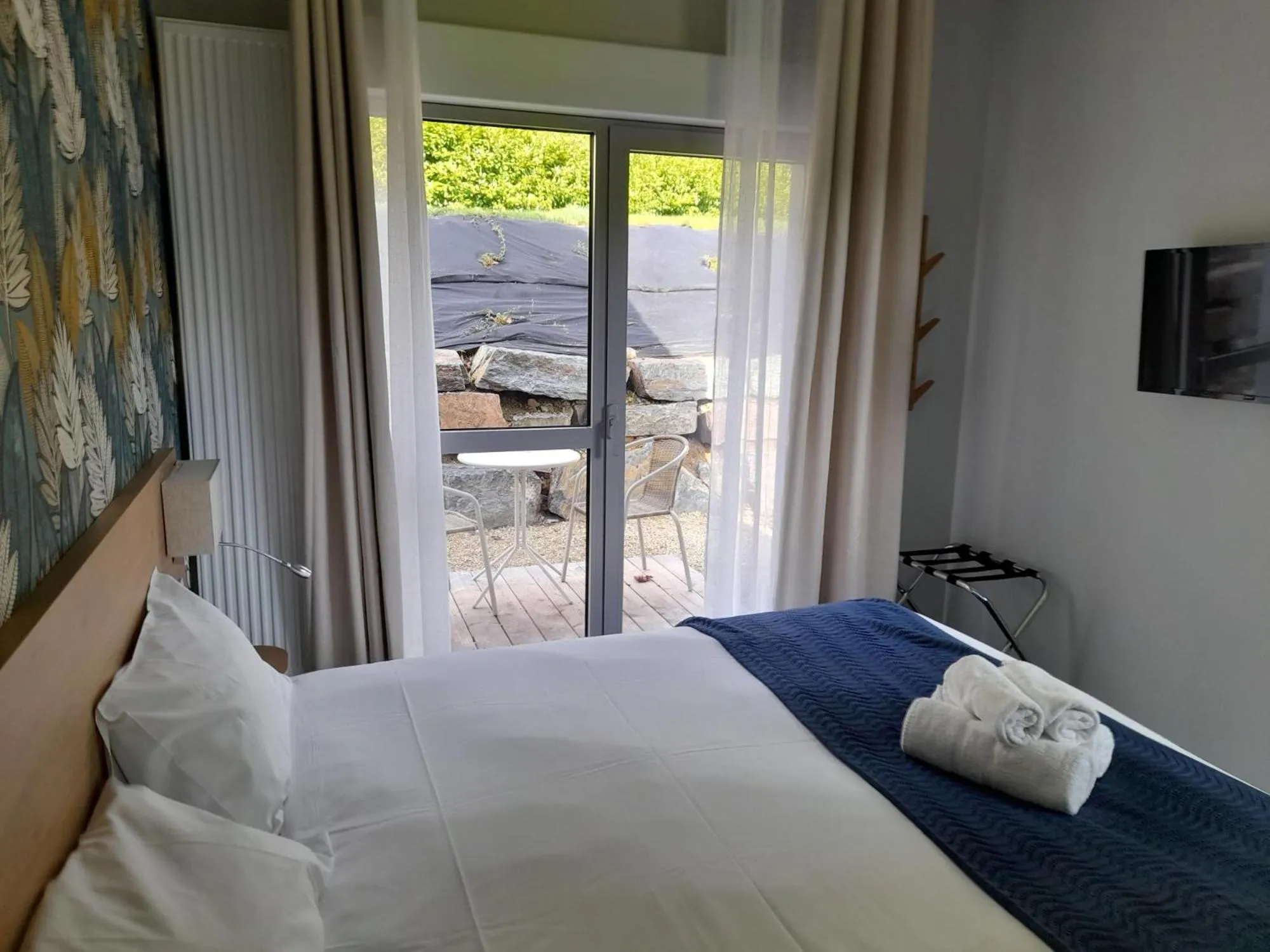 Bedroom, Bed in The Originals City, Ara Hôtel, Landerneau