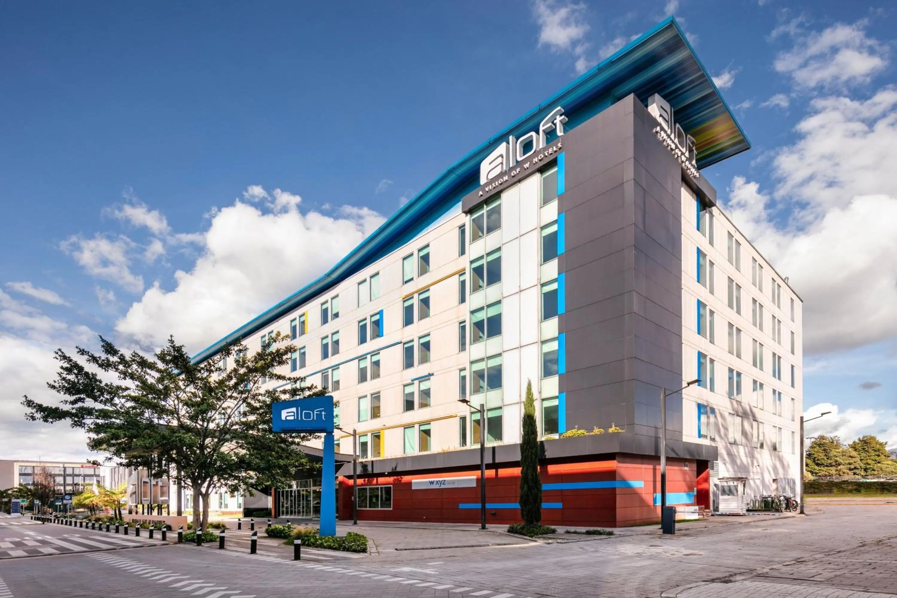 Property building in Aloft Bogotá Airport