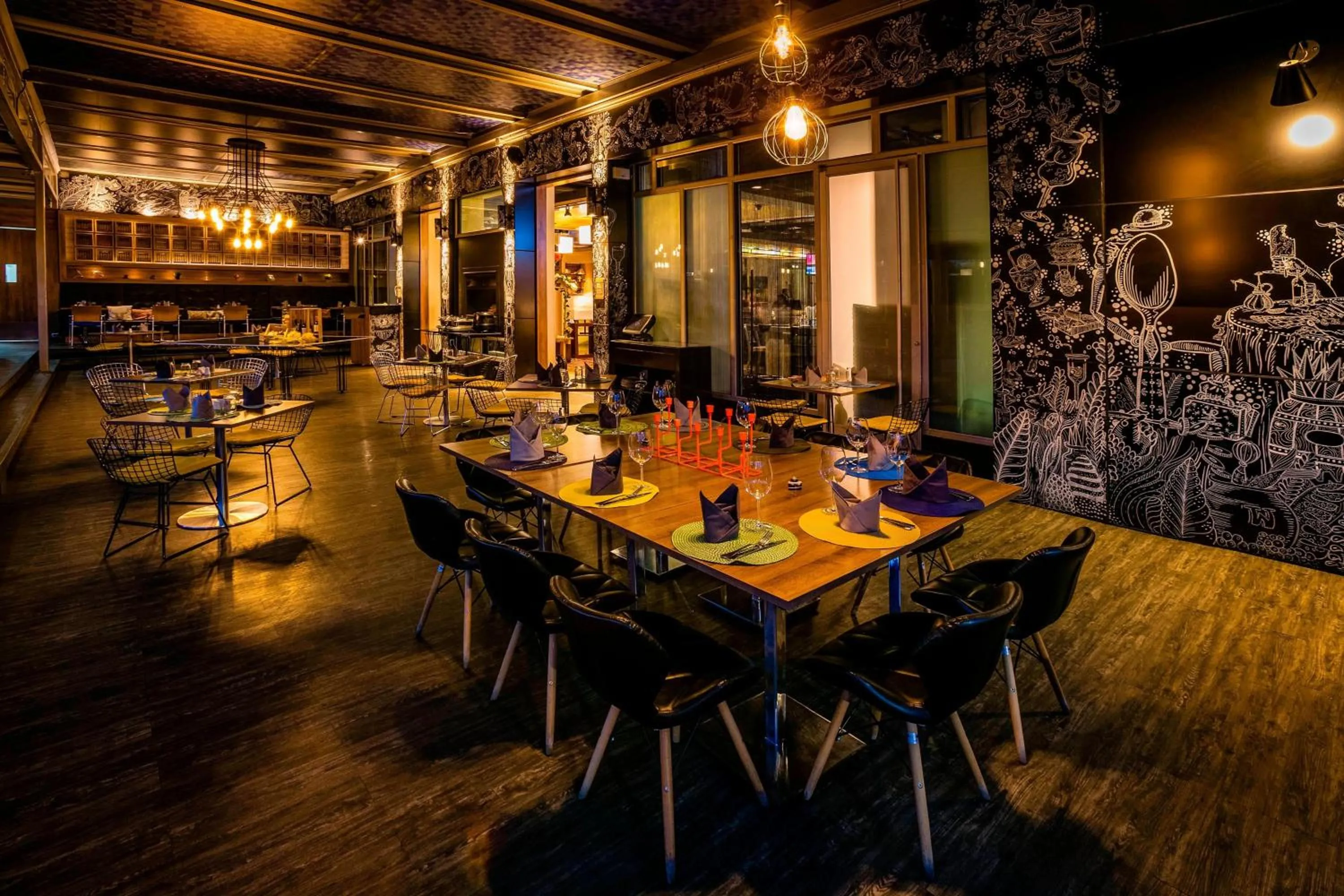 Lounge or bar in Aloft Bogotá Airport