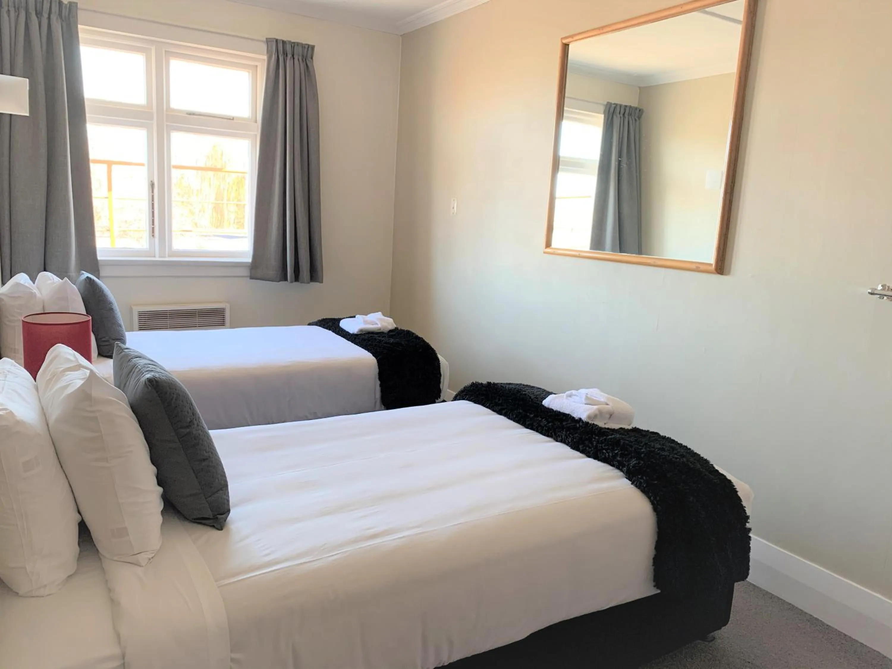 Bed in Ranfurly Hotel