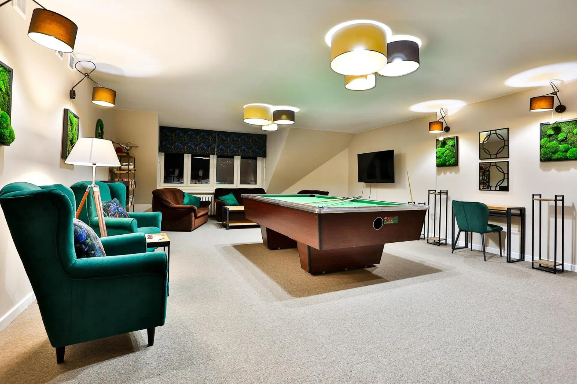 Communal lounge/ TV room in Hotel Wiosna