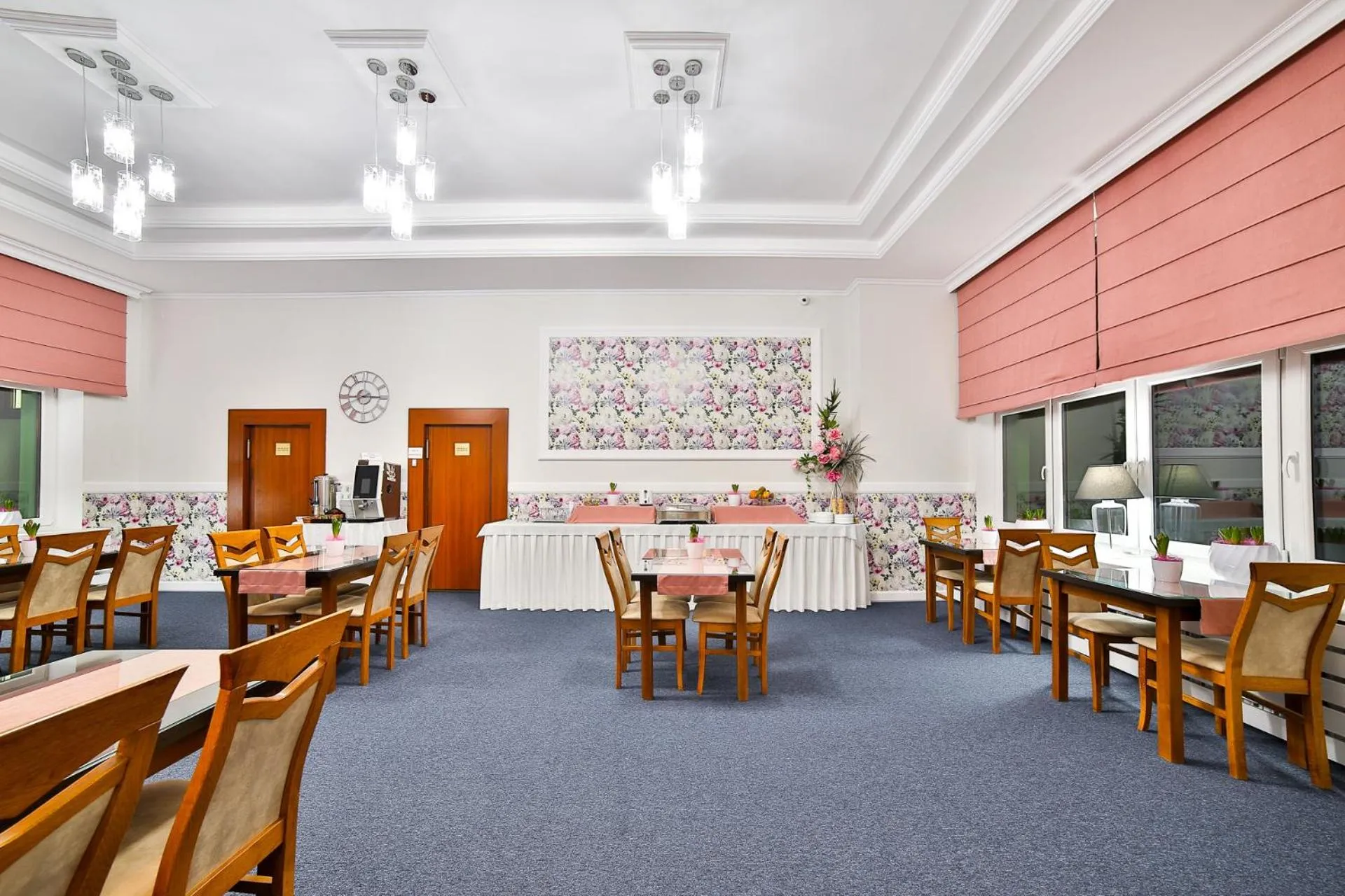 Restaurant/places to eat in Hotel Wiosna