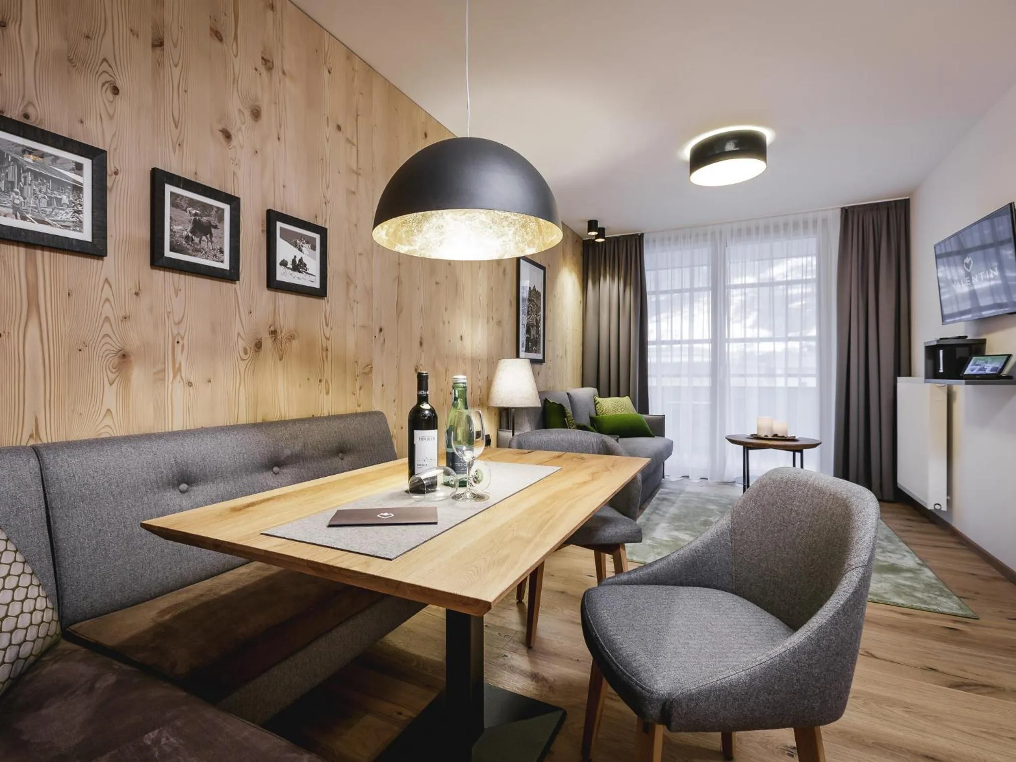 TV and multimedia in Valentin Design Apartments
