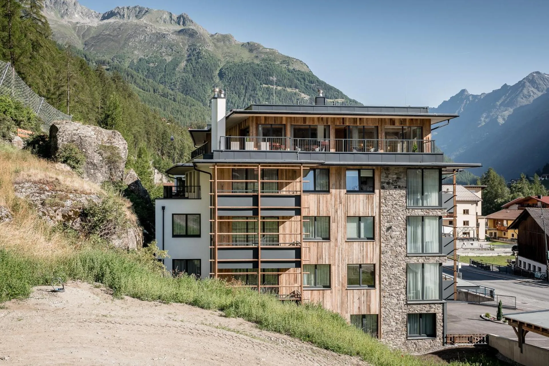 Facade/entrance in Valentin Design Apartments