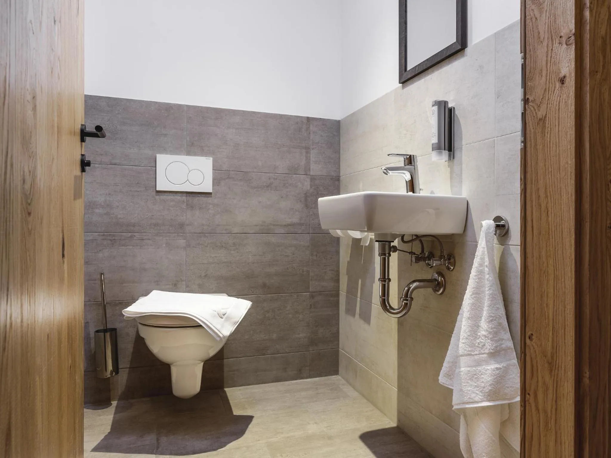 Toilet in Valentin Design Apartments