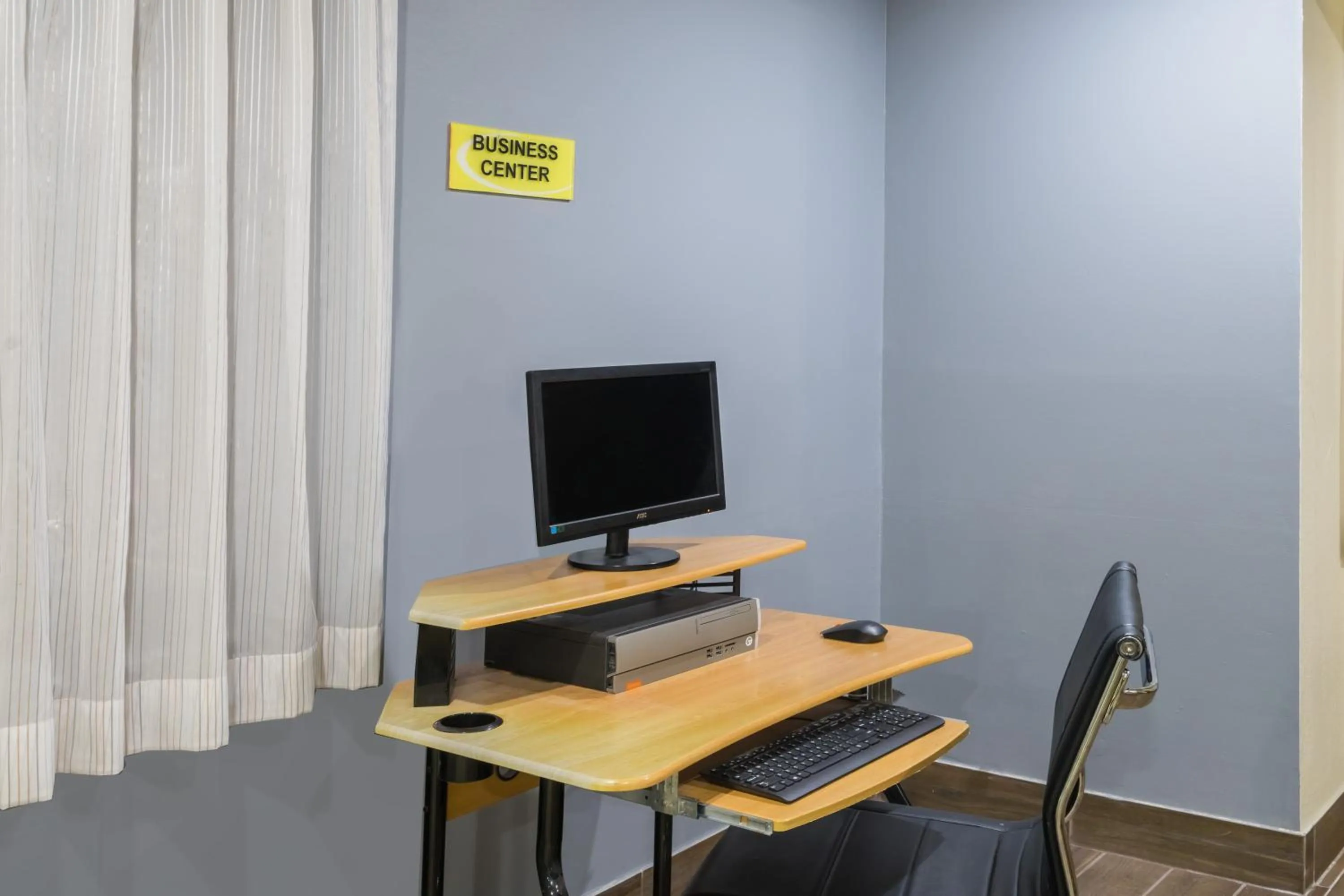 Super 8 by Wyndham Munfordville KY