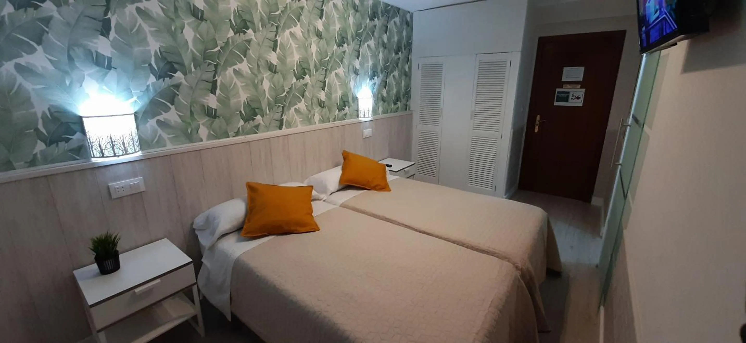 Bed in Hostal Verdemar