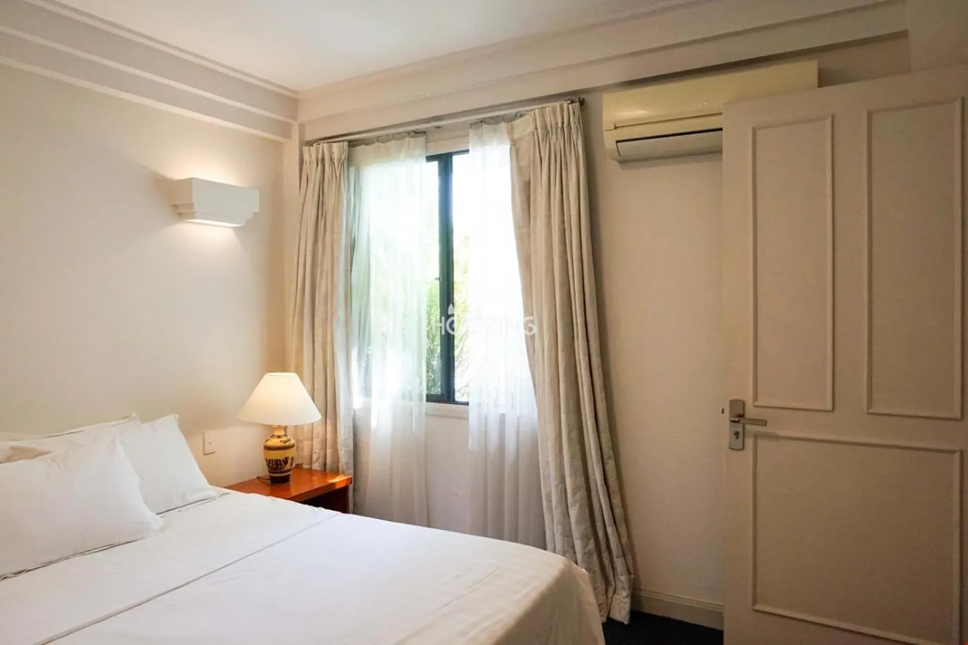 Bed in Downtown Retro Serviced Apartment