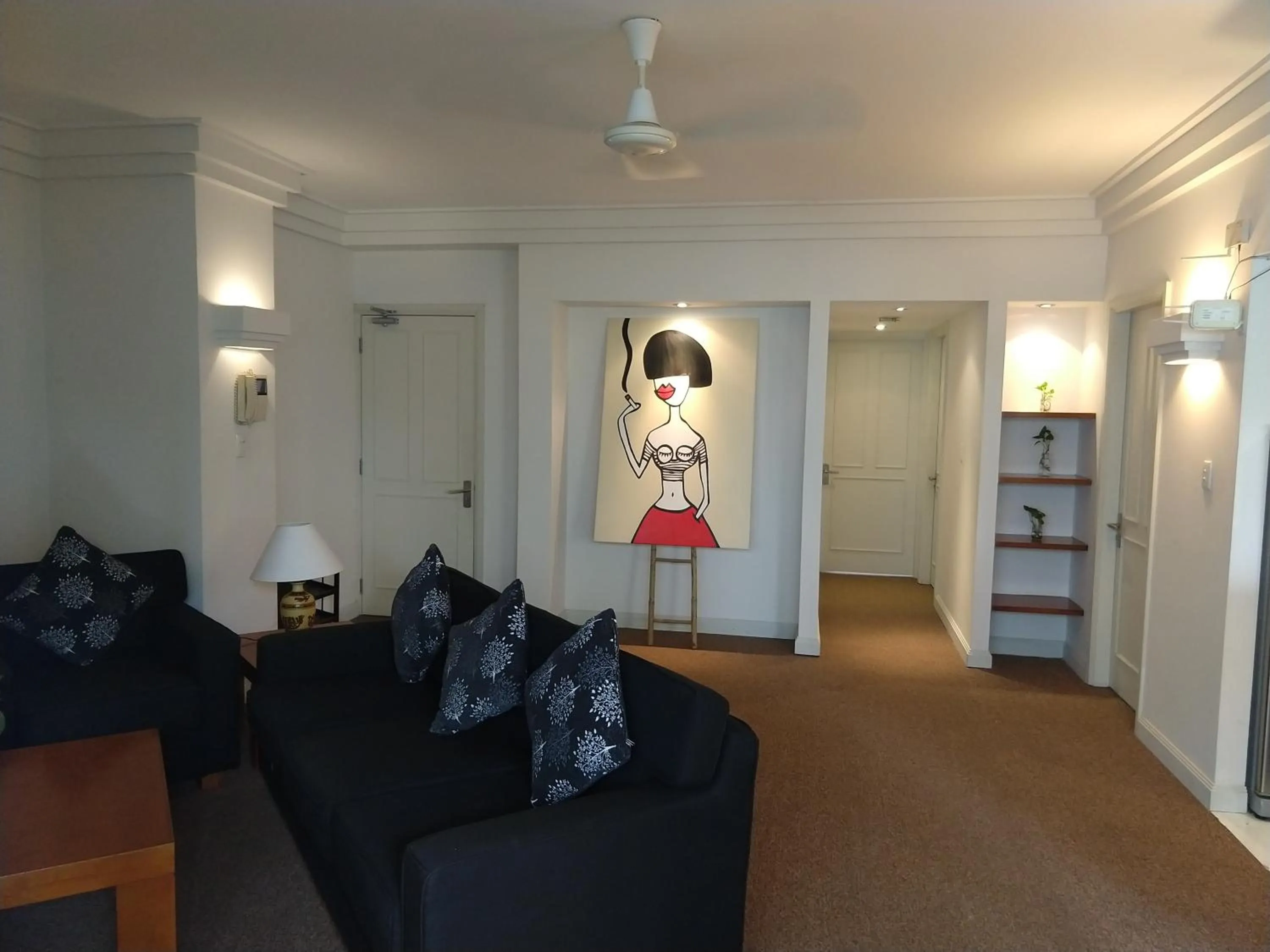 Downtown Retro Serviced Apartment