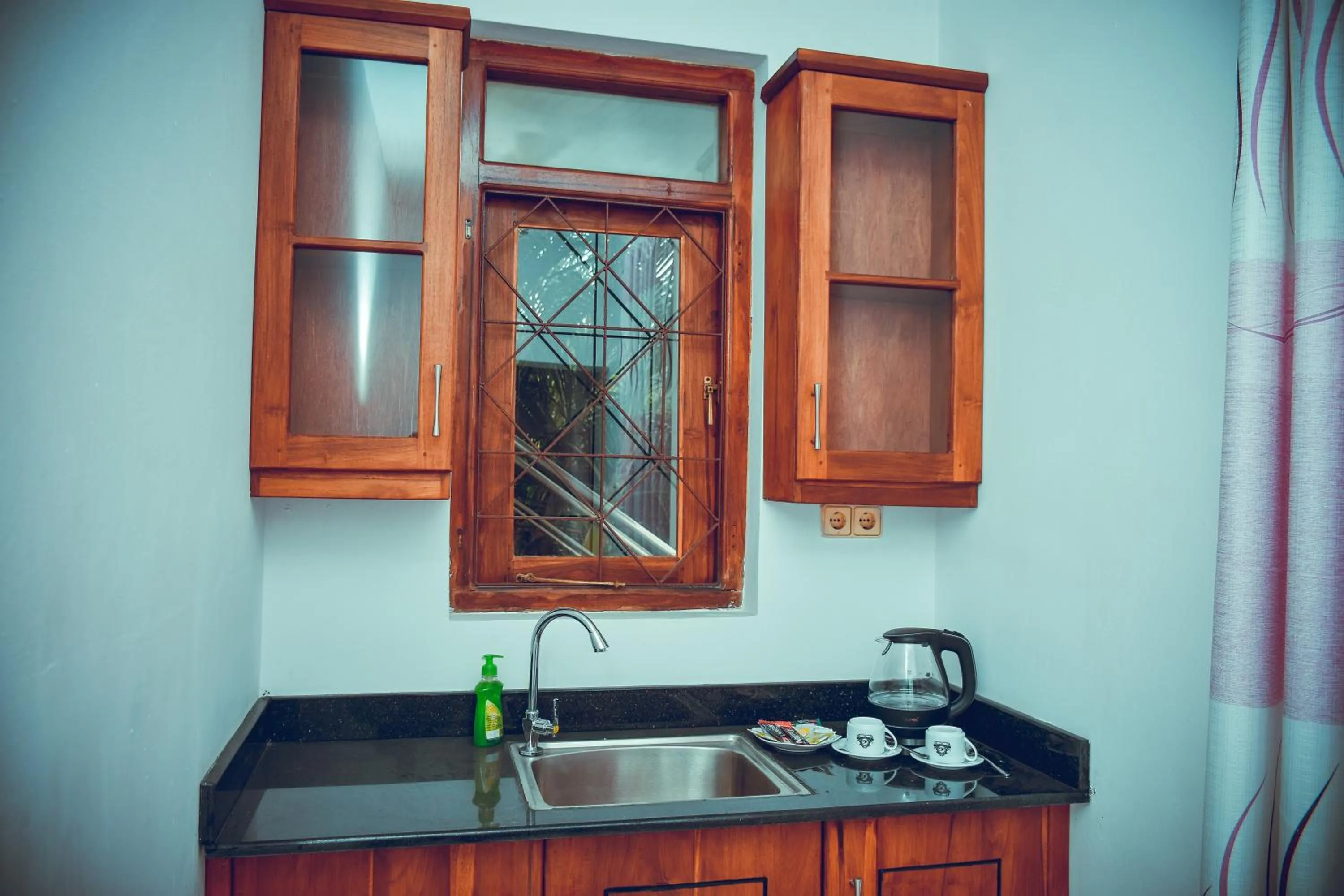 Coffee/tea facilities in Asian Grand Hotel