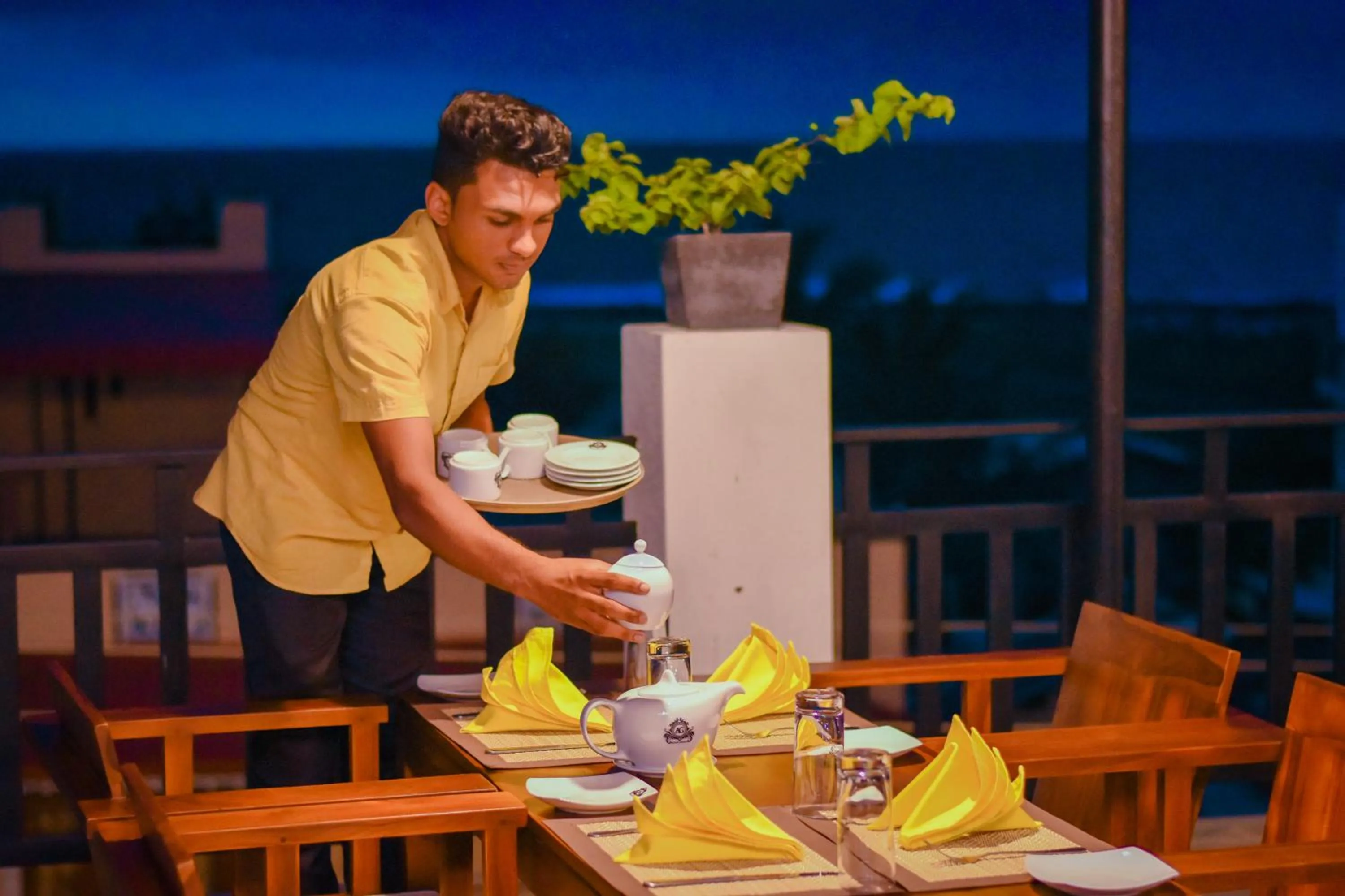 Restaurant/places to eat in Asian Grand Hotel