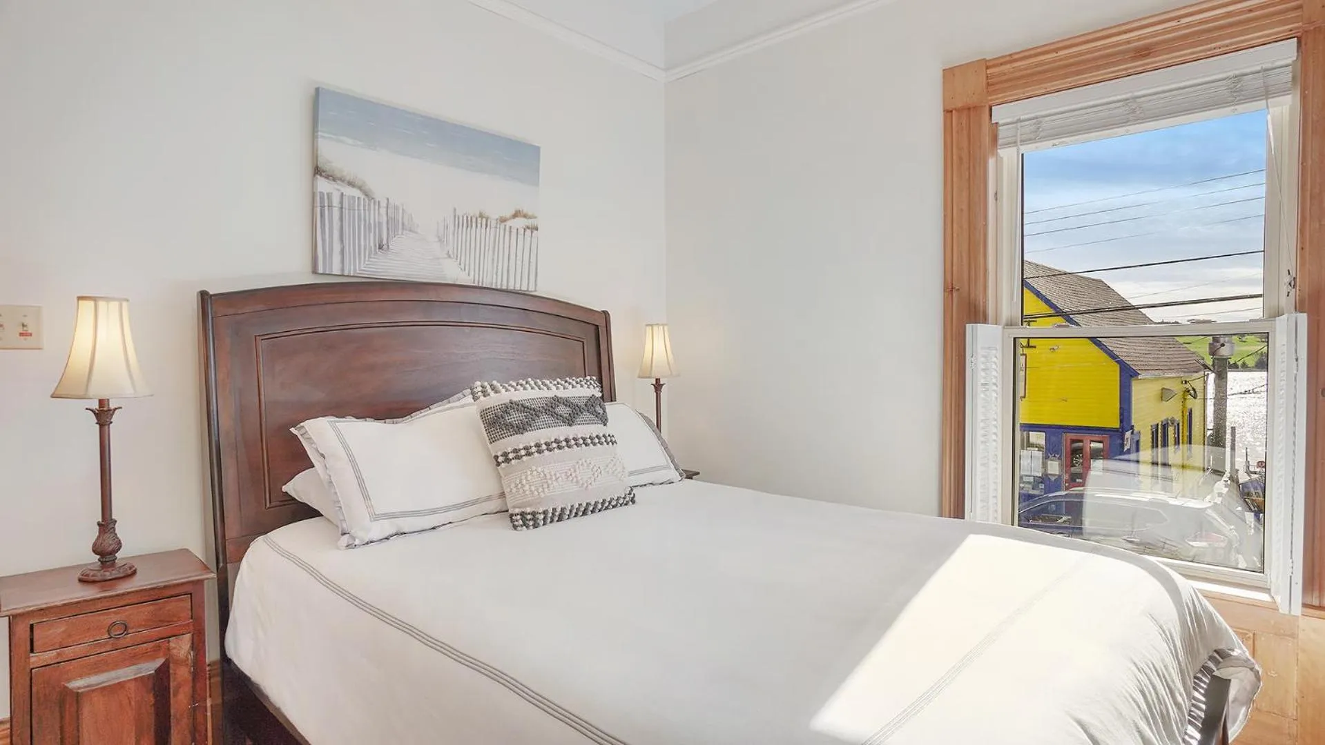 Bed in Sail Inn Lunenburg