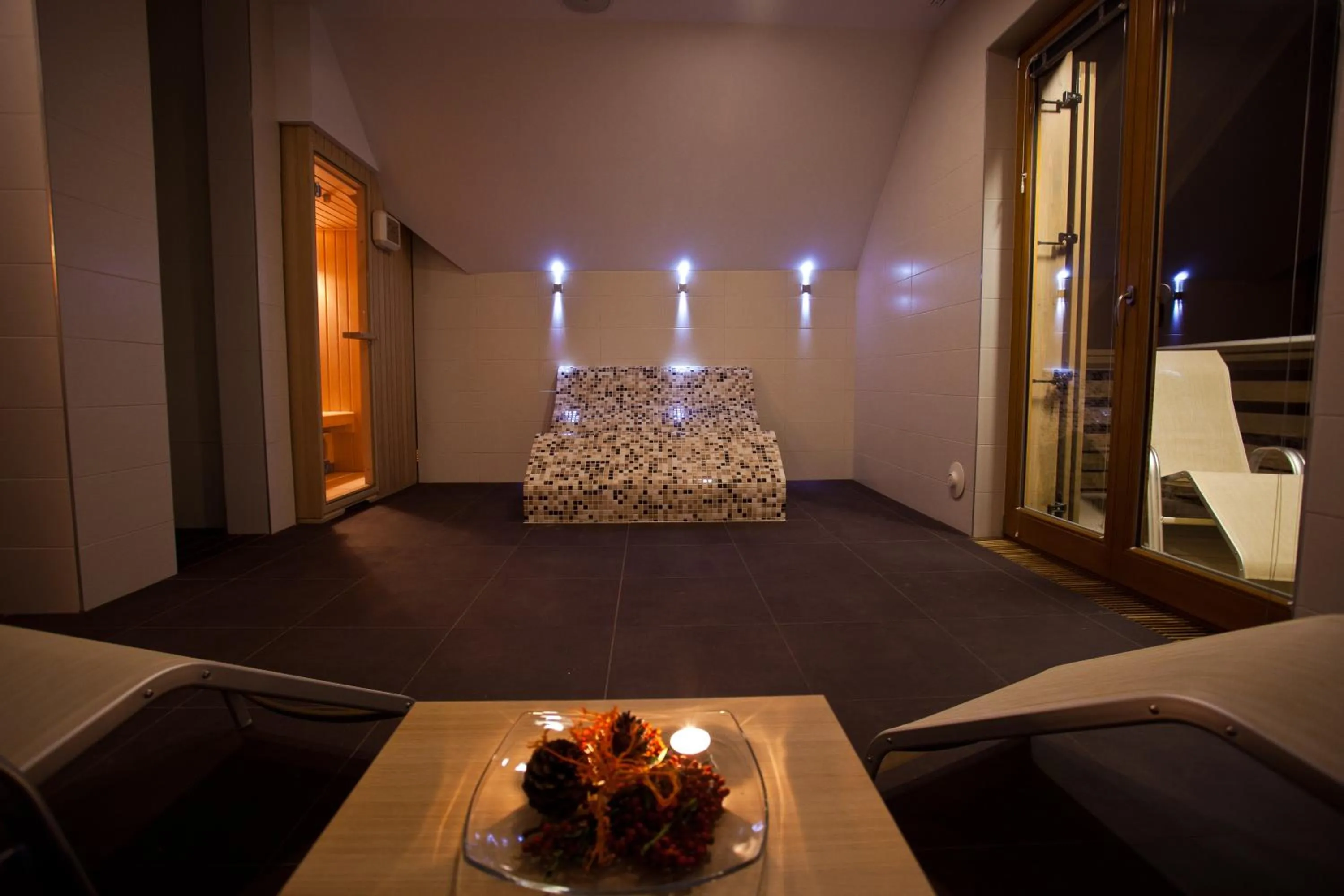 Sauna, Bed in Lake Peak Apartments, Ribniško Pohorje