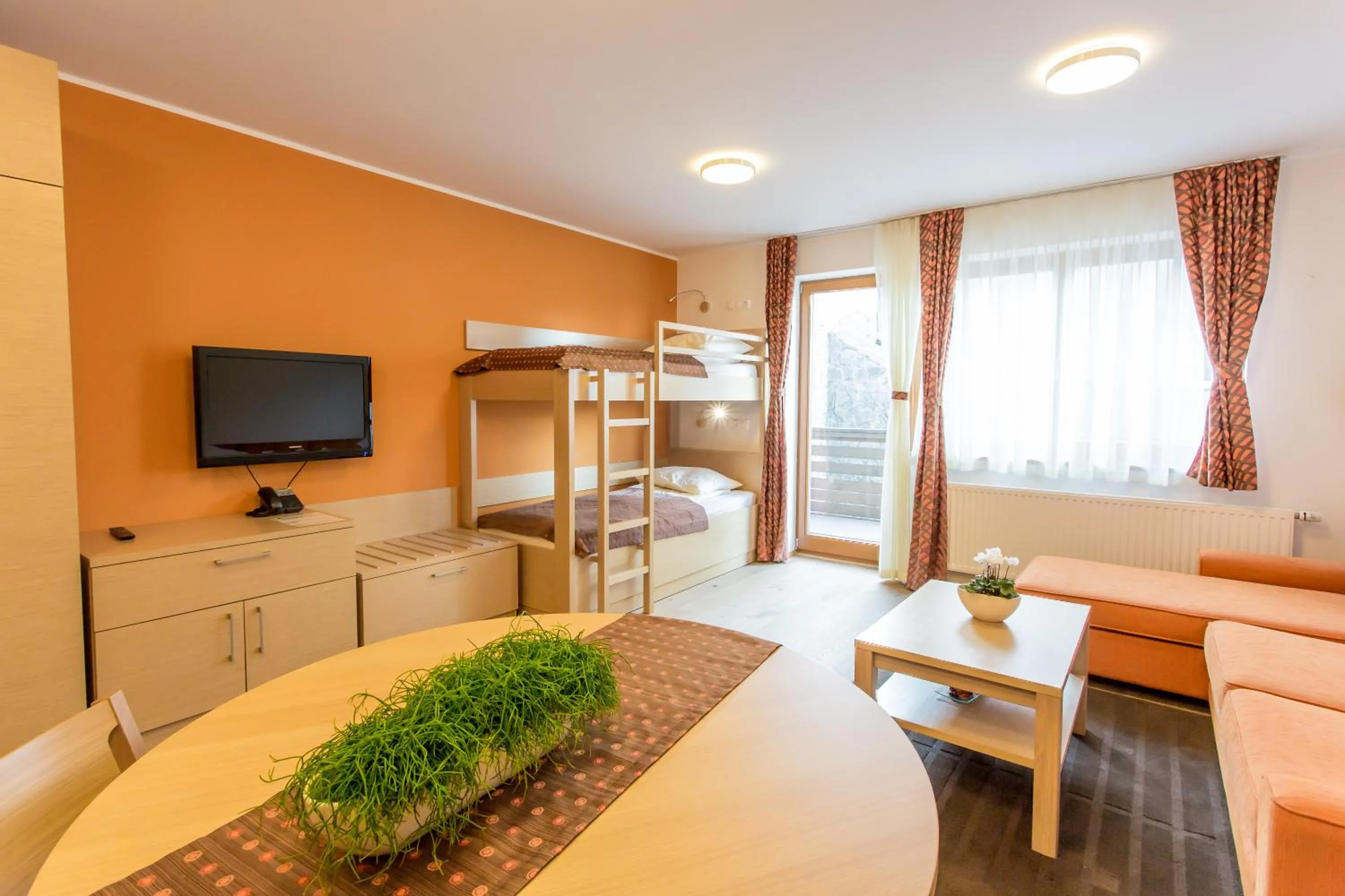 Bed in Lake Peak Apartments, Ribniško Pohorje