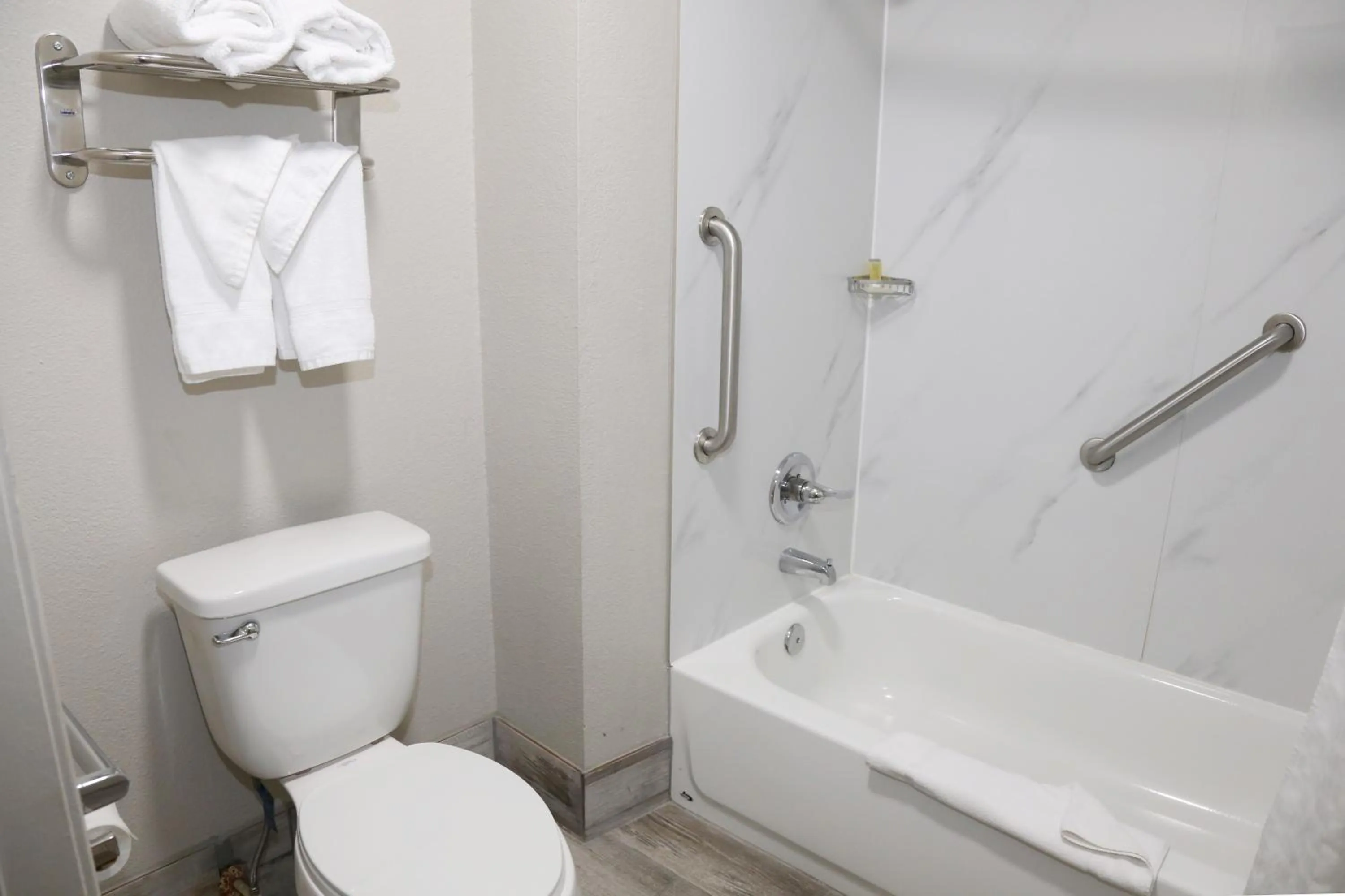 Shower in Days Inn by Wyndham Monroe, Louisiana