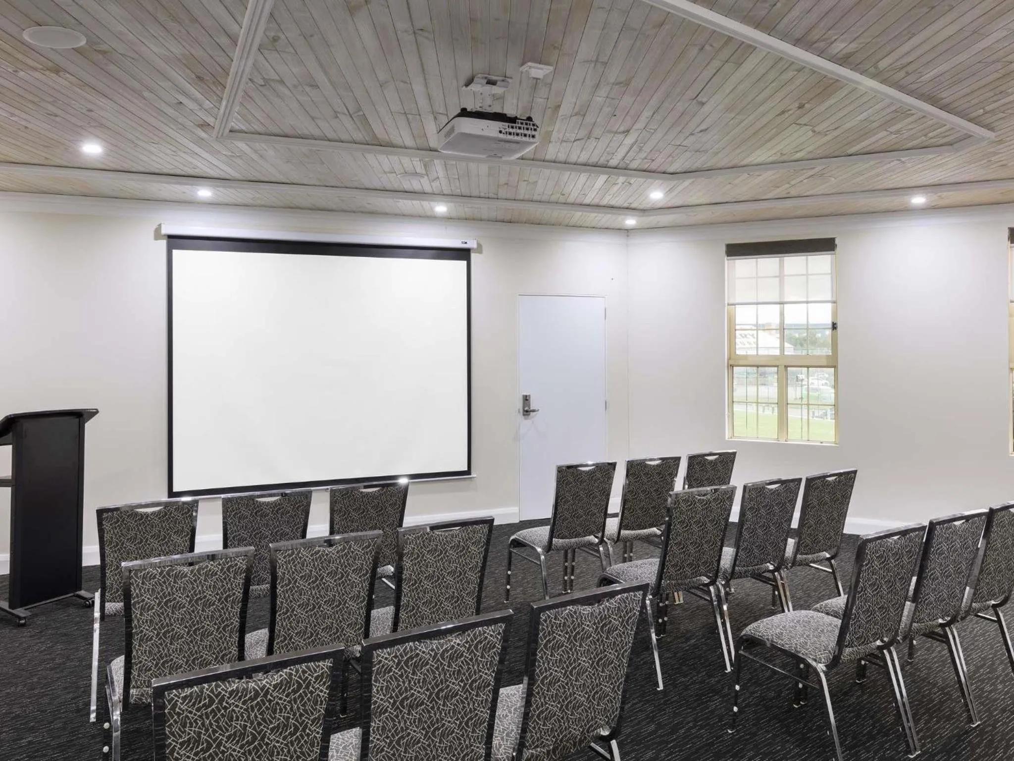 Meeting/conference room in Mercure Goulburn