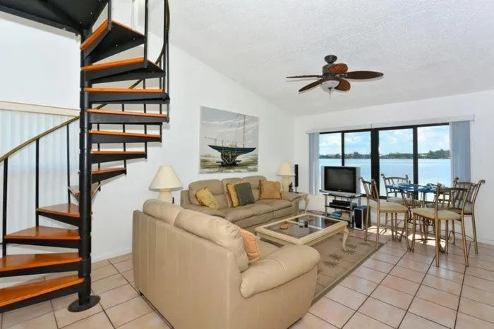 TV and multimedia in Bay Winds113 Home