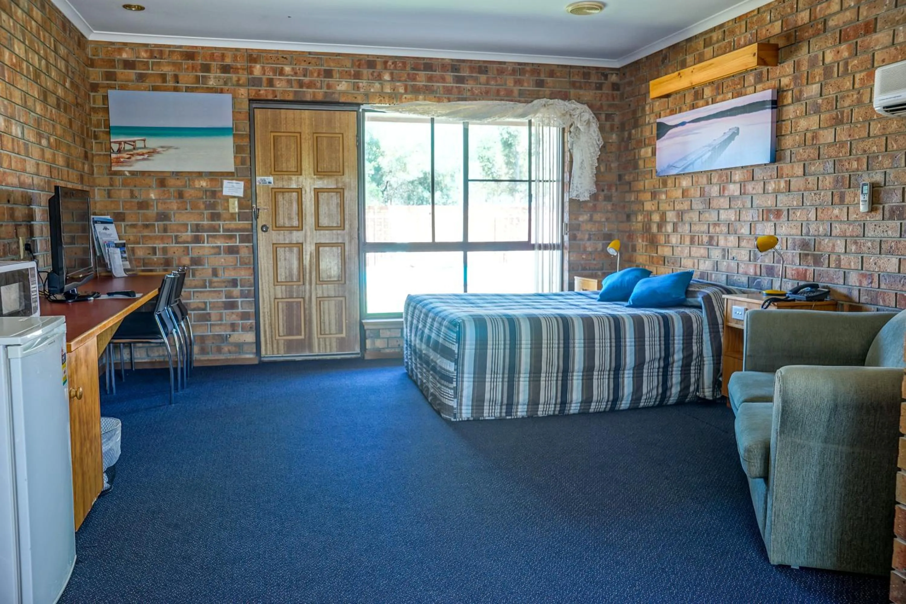 Bedroom, Bed in Kadina Gateway Motor Inn
