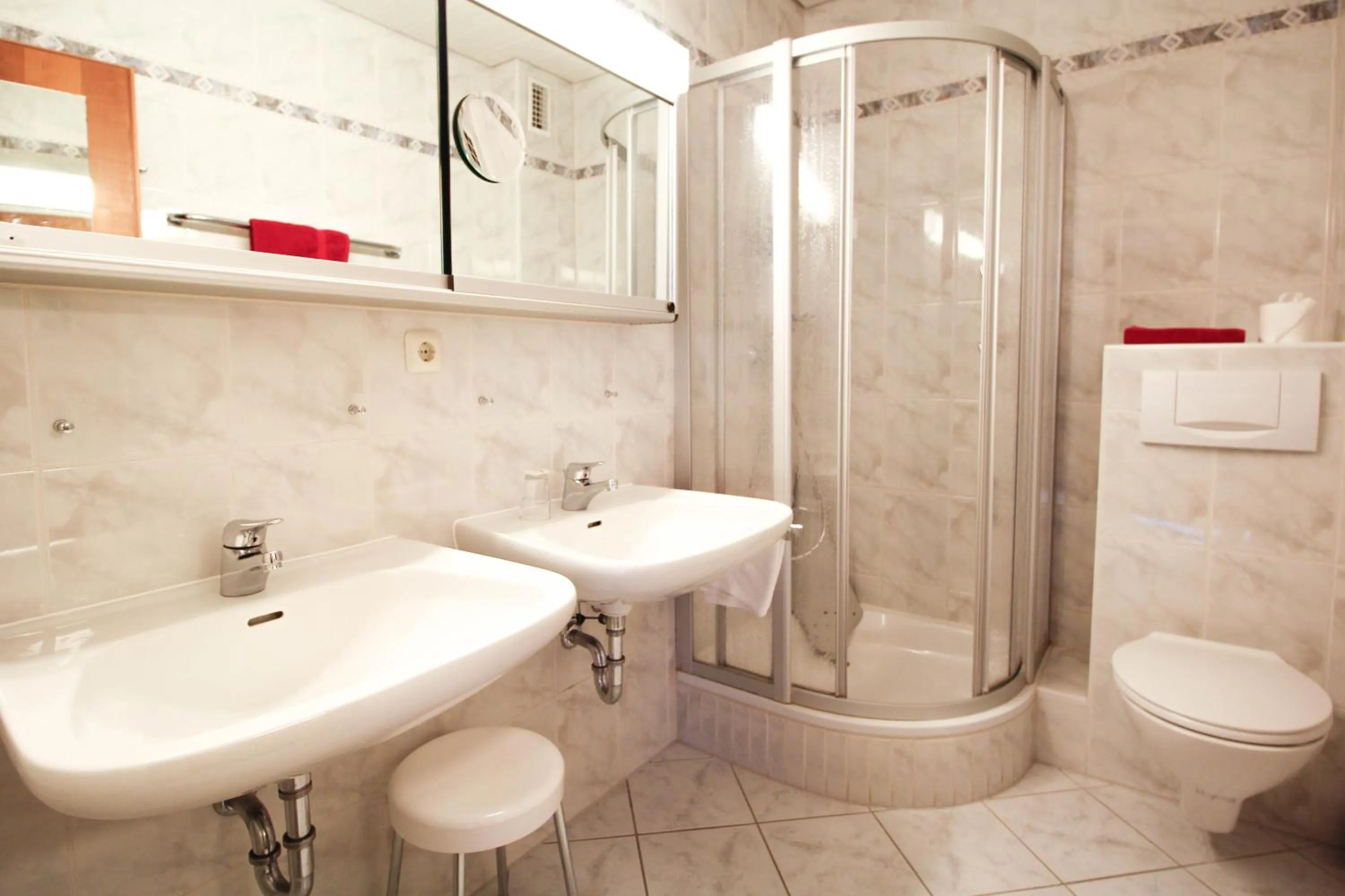 Bathroom in Kurhotel Roswitha