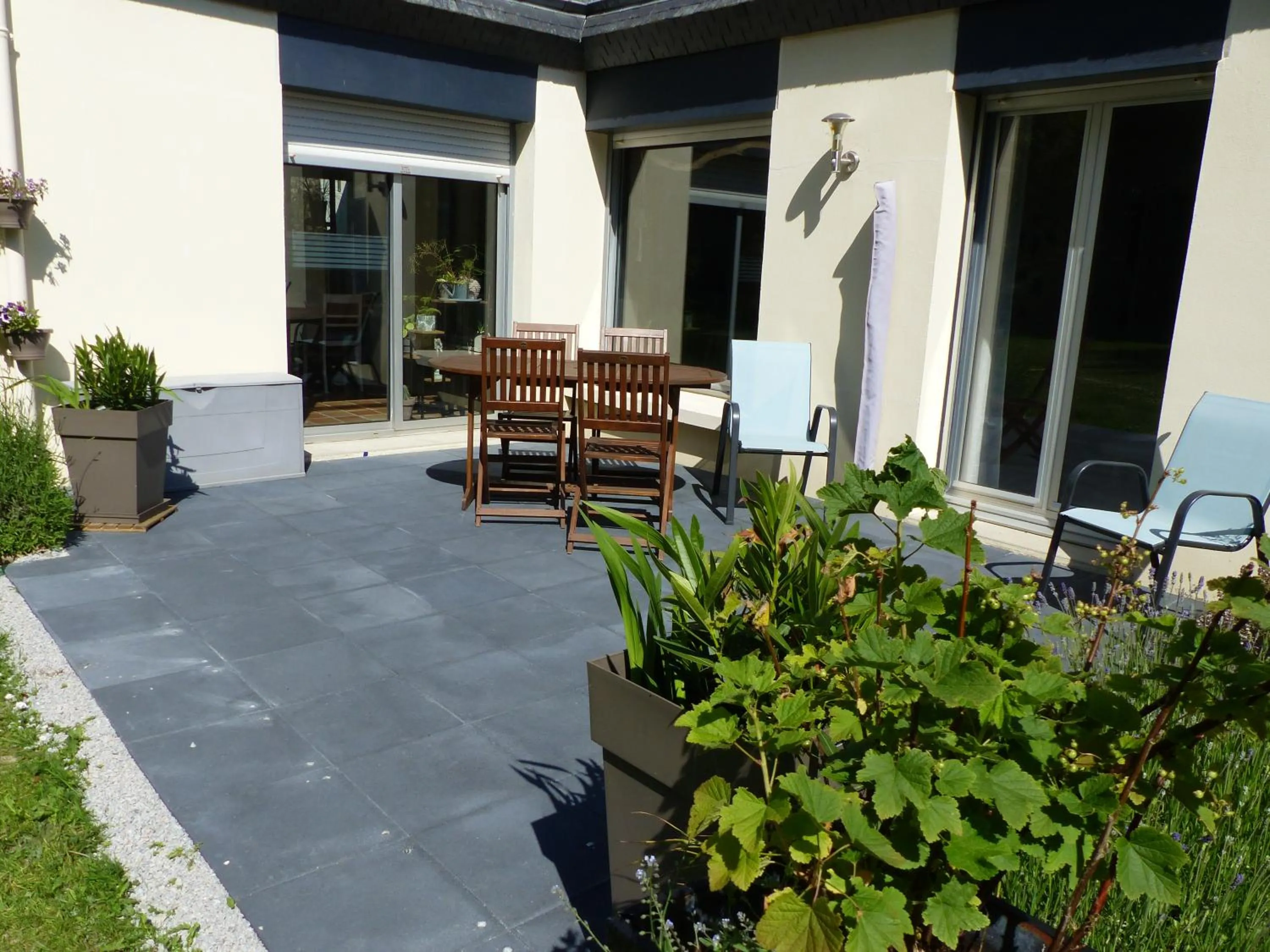 Patio in Ailes et Iles