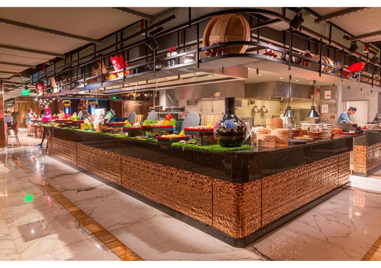 Restaurant/places to eat in InterContinental Doha The City by IHG