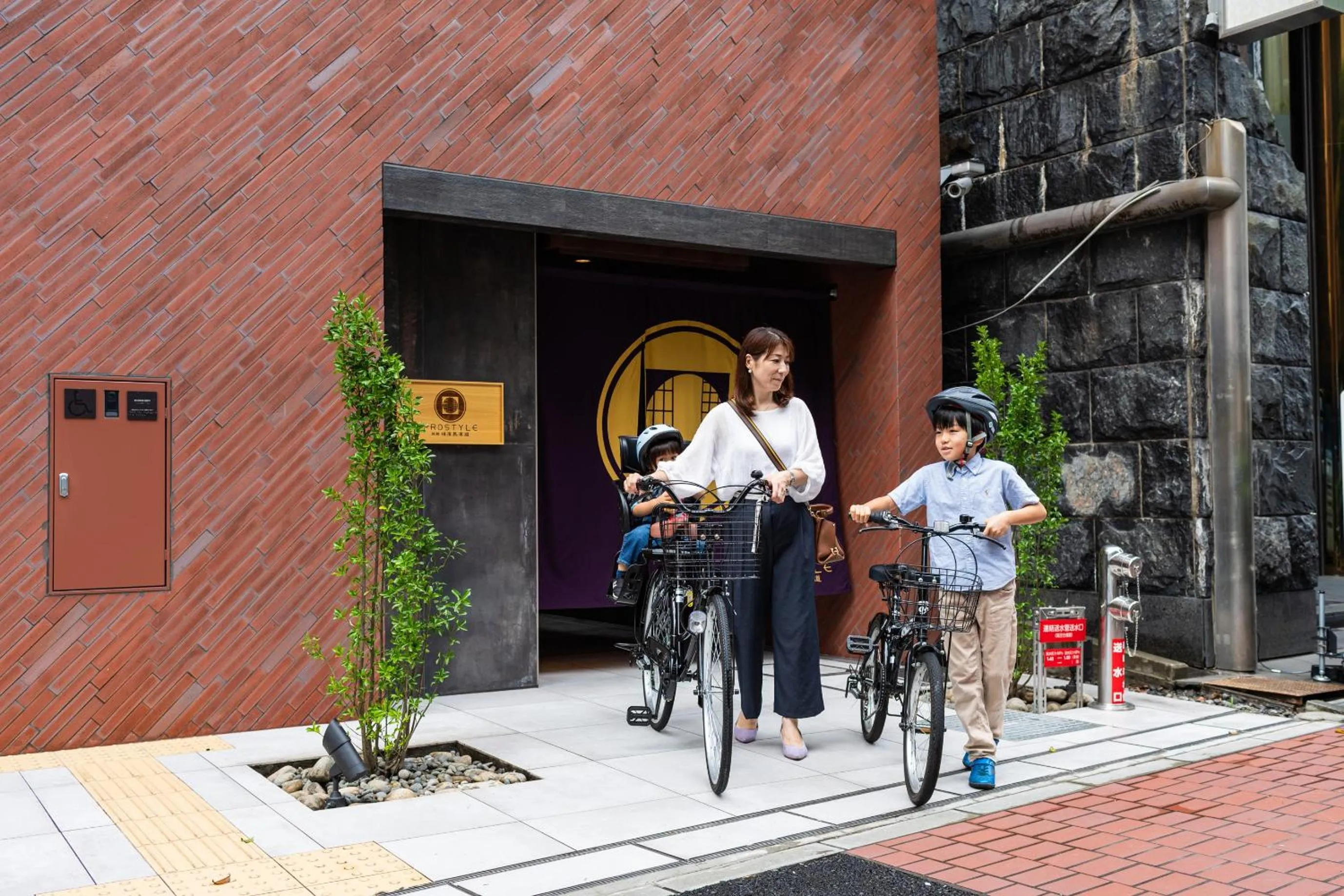 Cycling in PROSTYLE Ryokan Yokohama Bashamichi